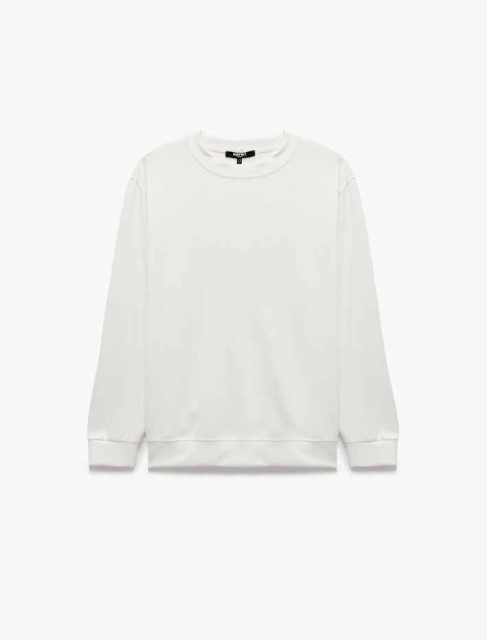  Uzun Kollu Viskon Karışımlı Scuba Kumaş Bisiklet Yaka Basic Sweatshirt