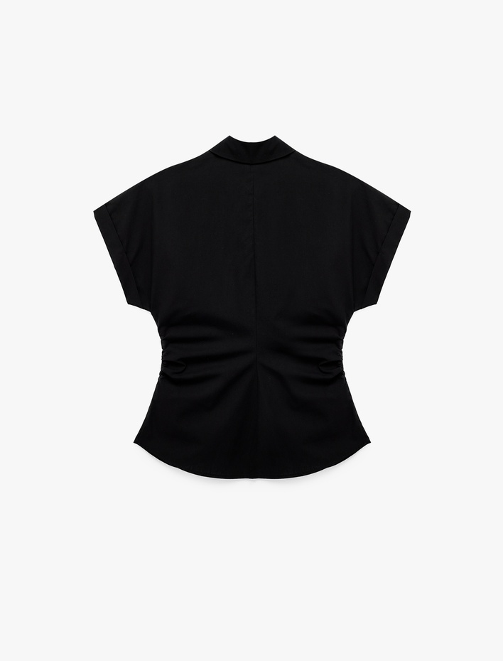  Pamuklu Slim Fit Klasik Yaka Peplum Kesim Kısa Kollu Poplin Gömlek