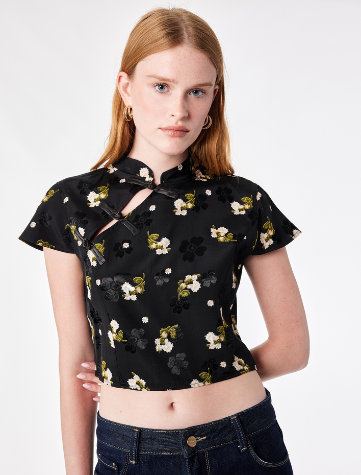  Süslü Düğmeli Kısa Kollu Çiçek Desenli Dik Qipao Yaka Crop Bluz