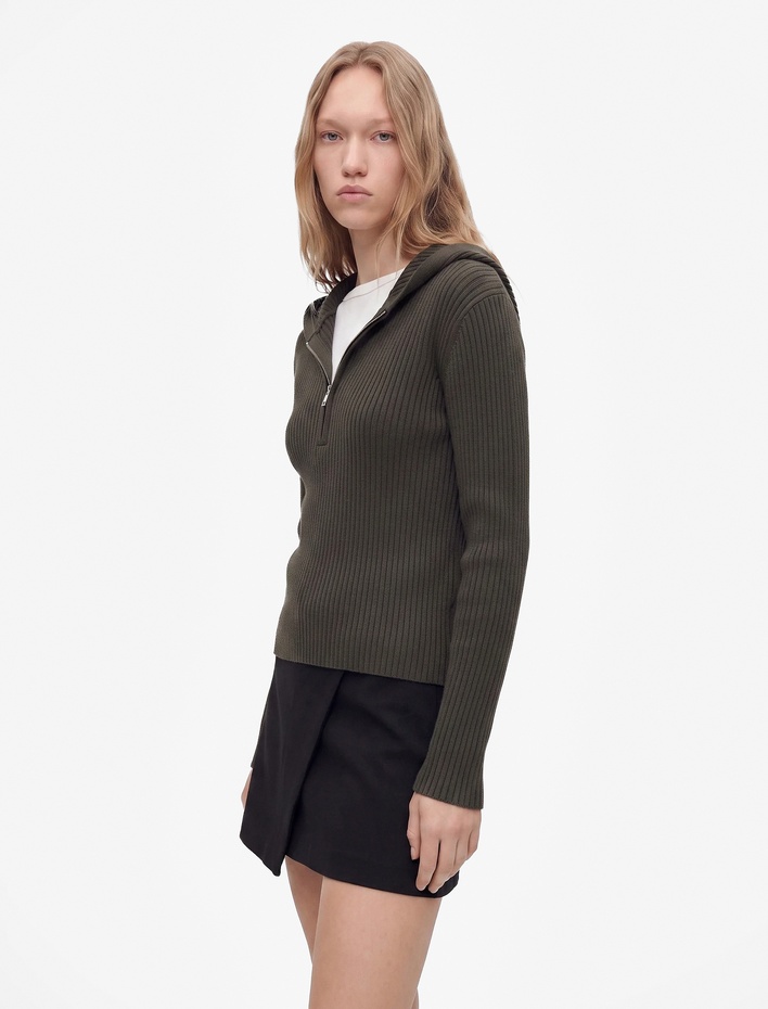  Viskon Slim Fit Uzun Kollu Fermuarlı Kapüşonlu Triko Kazak