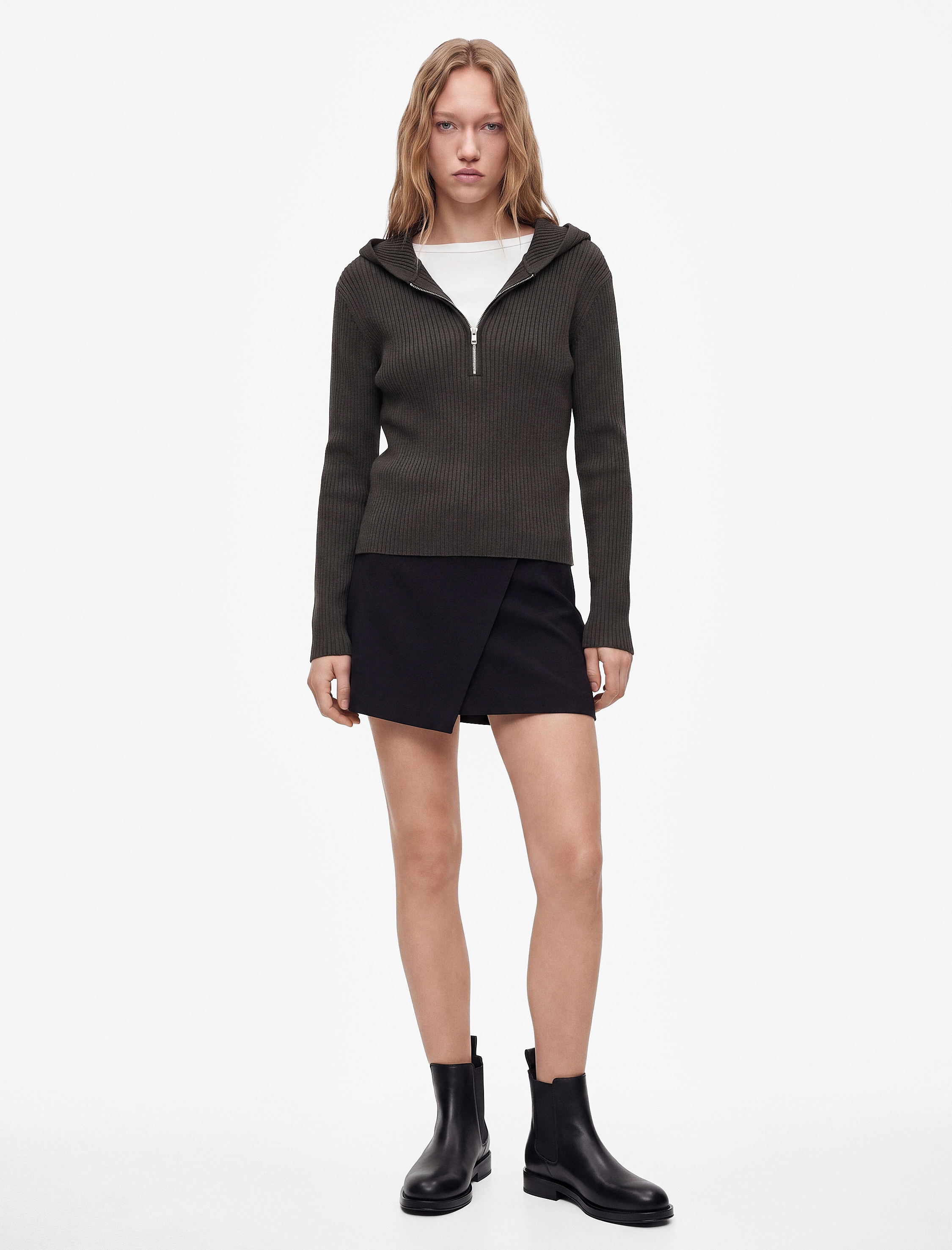   Viskon Slim Fit Uzun Kollu Fermuarlı Kapüşonlu Triko Kazak