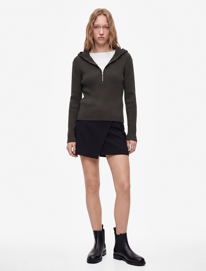  Viskon Slim Fit Uzun Kollu Fermuarlı Kapüşonlu Triko Kazak