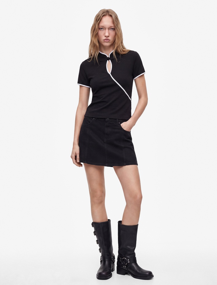  Biyeli Slim Fit Damla Pencere Detaylı Mandarin Qipao Yaka Kısa Kollu Tişört