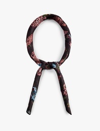 Çiçek Desenli Saten Kare Fular Bandana