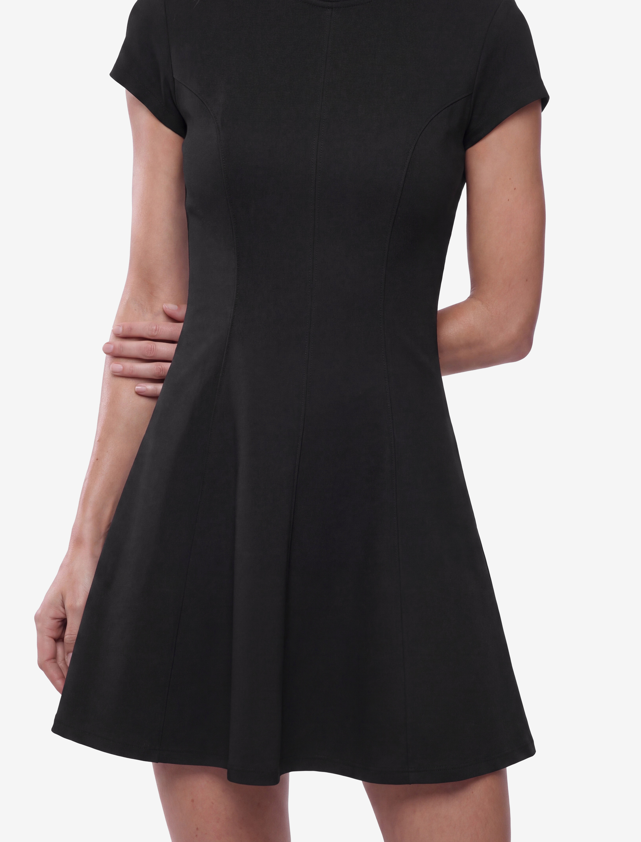 Koton Krep Scuba Slim Fit A Kesim Dik Yaka Dantel Detaylı Kısa Kollu Mini Elbise görsel 3