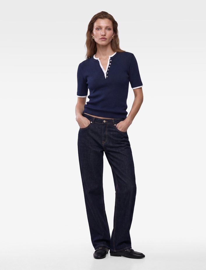  Regular Fit Kısa Kollu Katmanlı Henley Yaka Düğmeli Triko Kazak