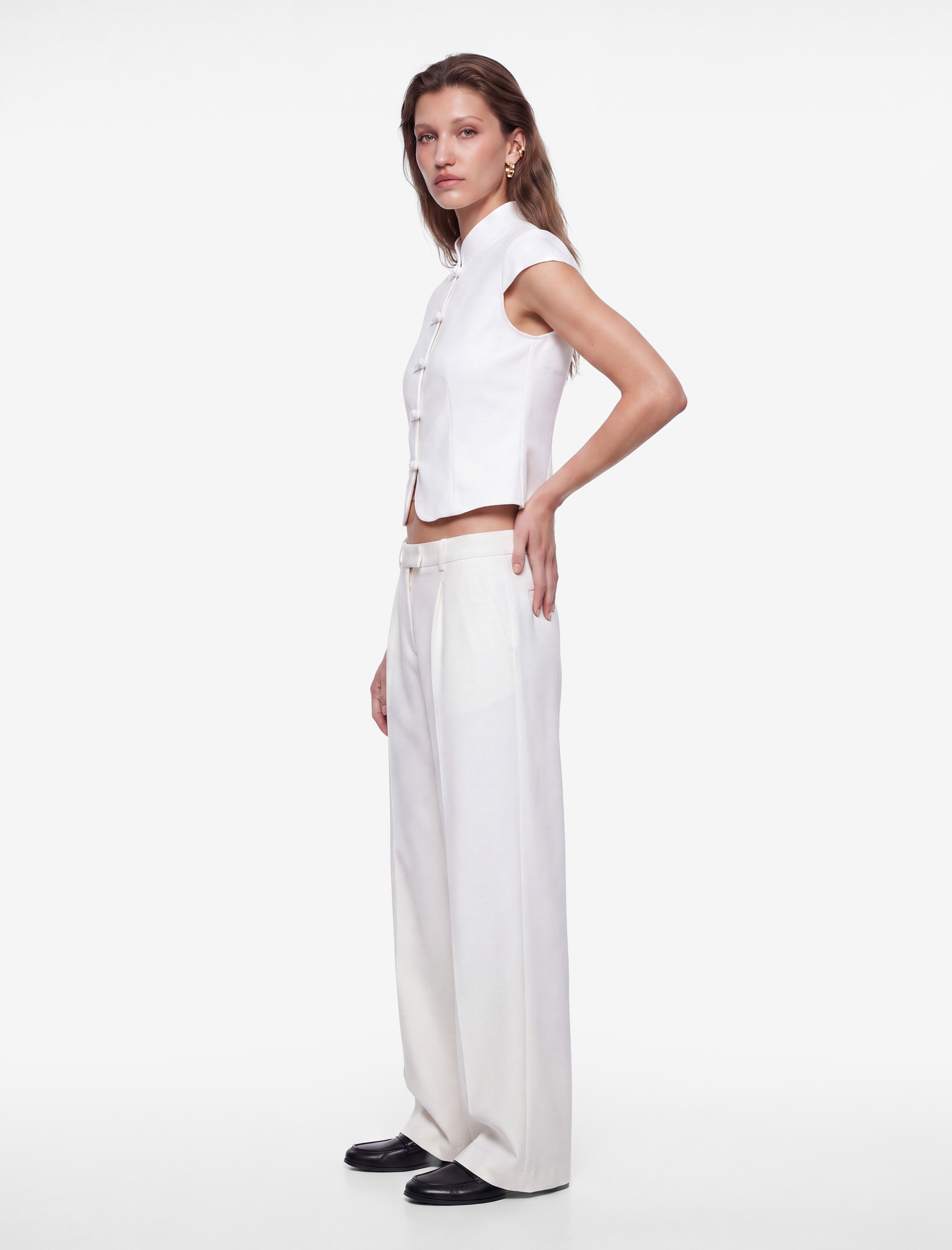 Koton Slim Fit Kap Kol Süslü Düğmeli Dik Mandarin Yaka Gömlek Napolyon Kapama Detaylı görsel 3