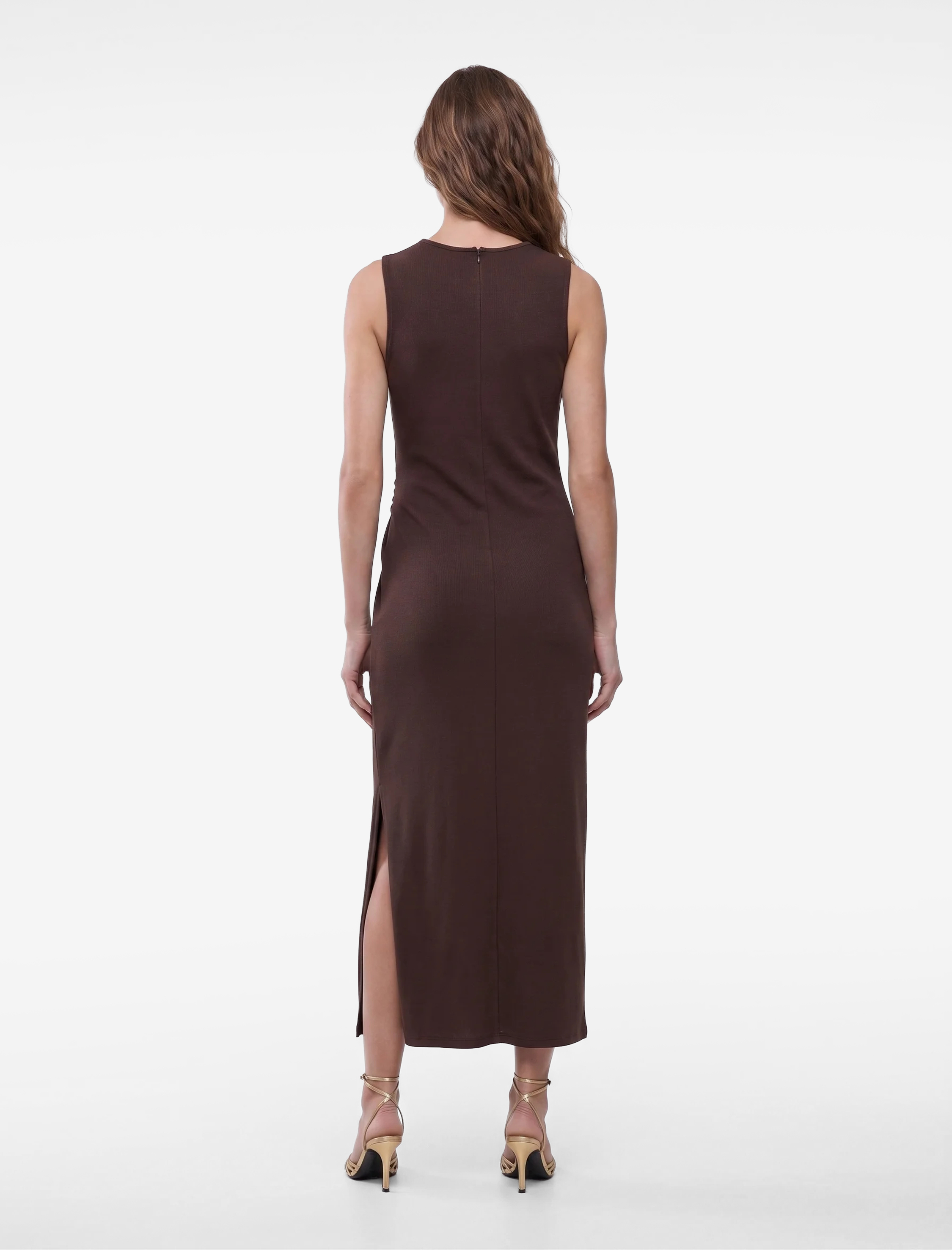 Koton Slim Fit Bisiklet Yaka Yırtmaçlı Drape Detaylı Kolsuz Midi Elbise görsel 3