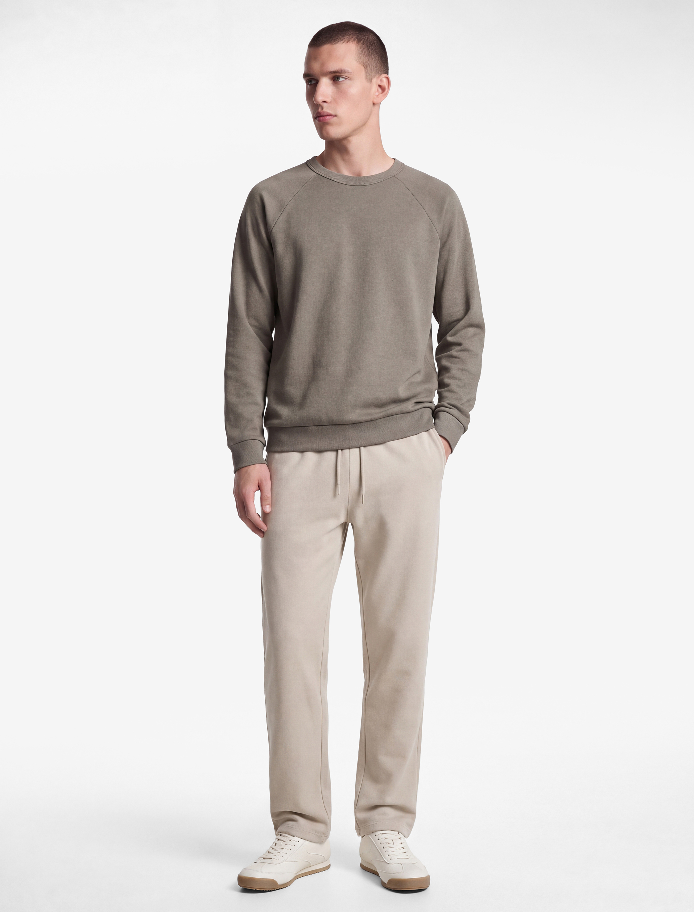Koton Pamuklu Reglan Kollu Bisiklet Yaka Basic Sweatshirt