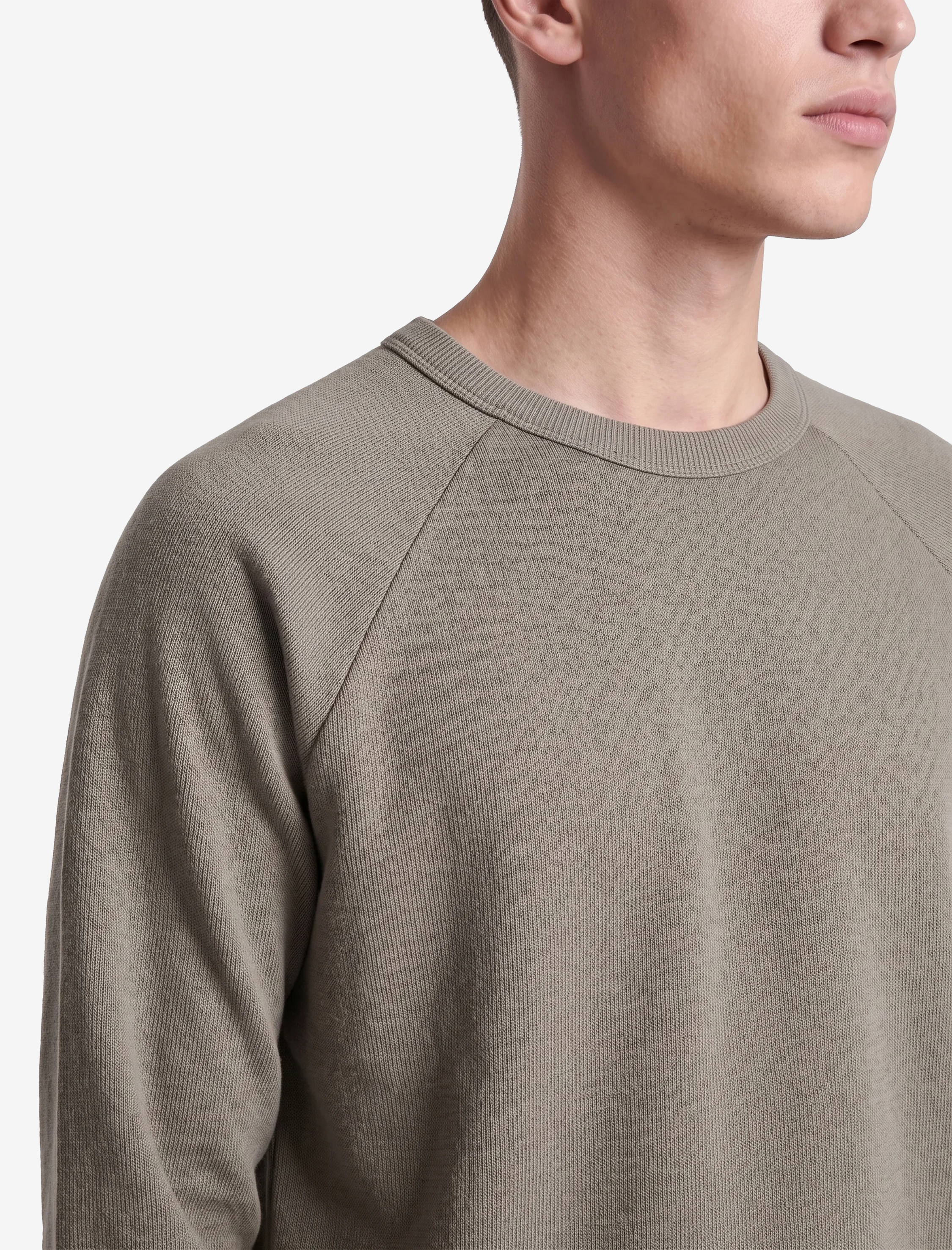 Koton Pamuklu Reglan Kollu Bisiklet Yaka Basic Sweatshirt görsel 4