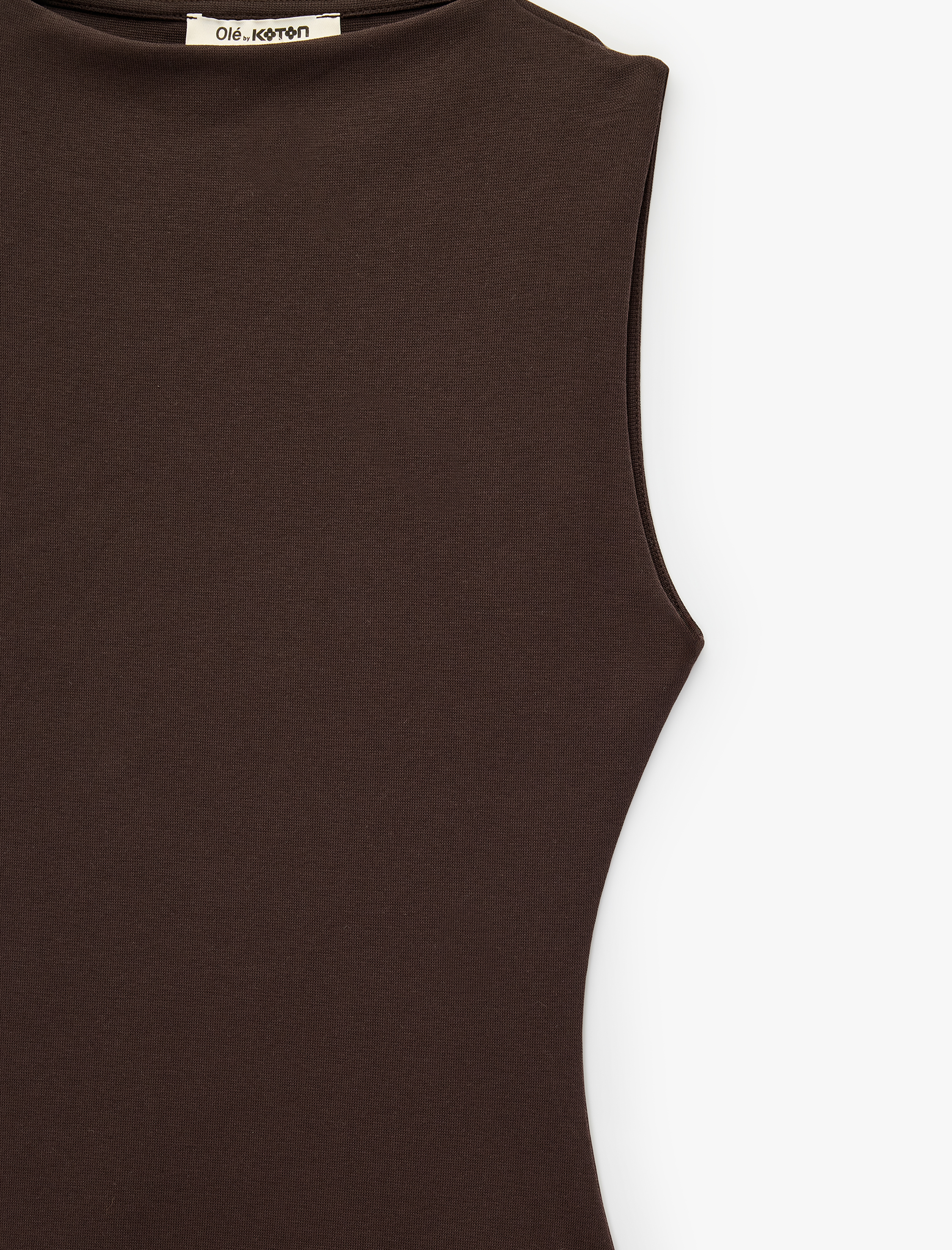   Slim Fit Dik Yaka Kolsuz Asimetrik Uzun Elbise