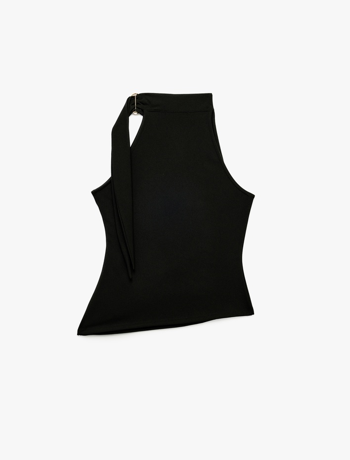  Slim Fit Drapeli Asimetrik Metal Aksesuarlı Dik Yaka Kolsuz Bluz
