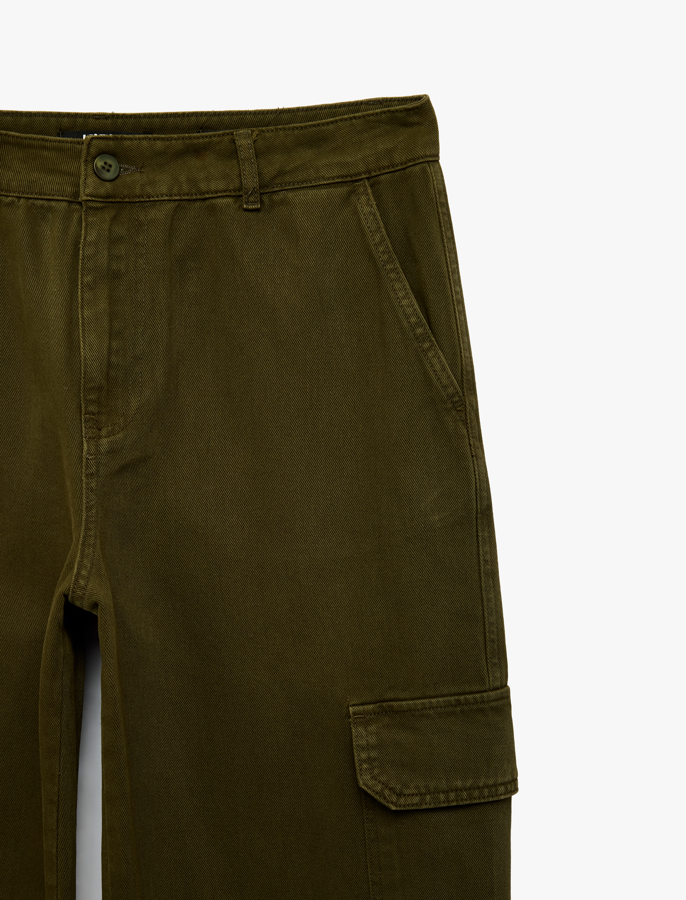   Pamuklu Rahat Kalıp Düğmeli Gabardin Kargo Cepli Barrel Fit Pantolon