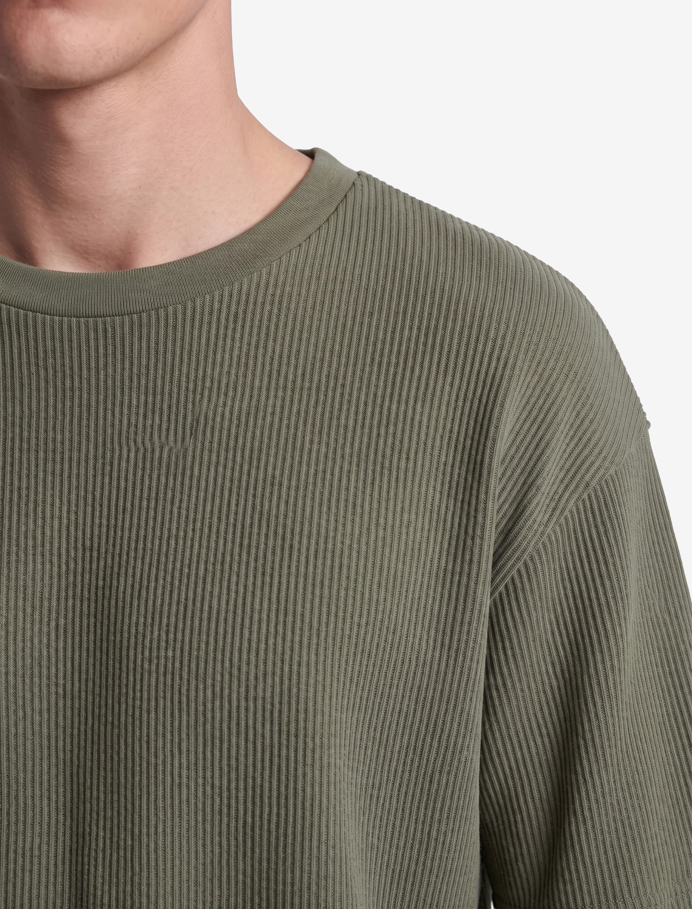 Koton Kısa Kollu Bisiklet Yaka Pamuklu Tok Kumaş Basic Oversize Tişört görsel 4
