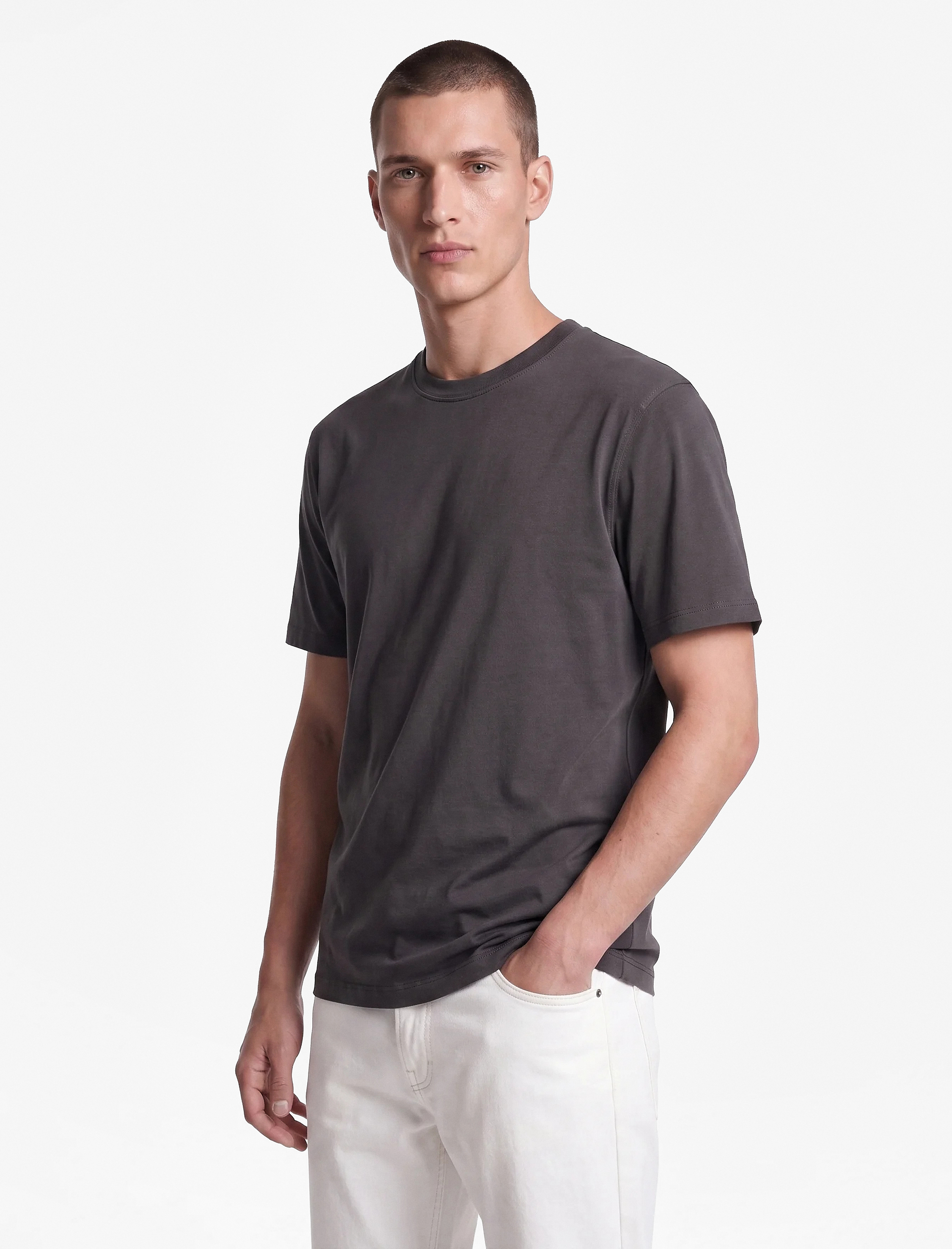Koton Pamuklu Kısa Kollu Bisiklet Yaka Slim Fit Erkek Basic Tişört görsel 2