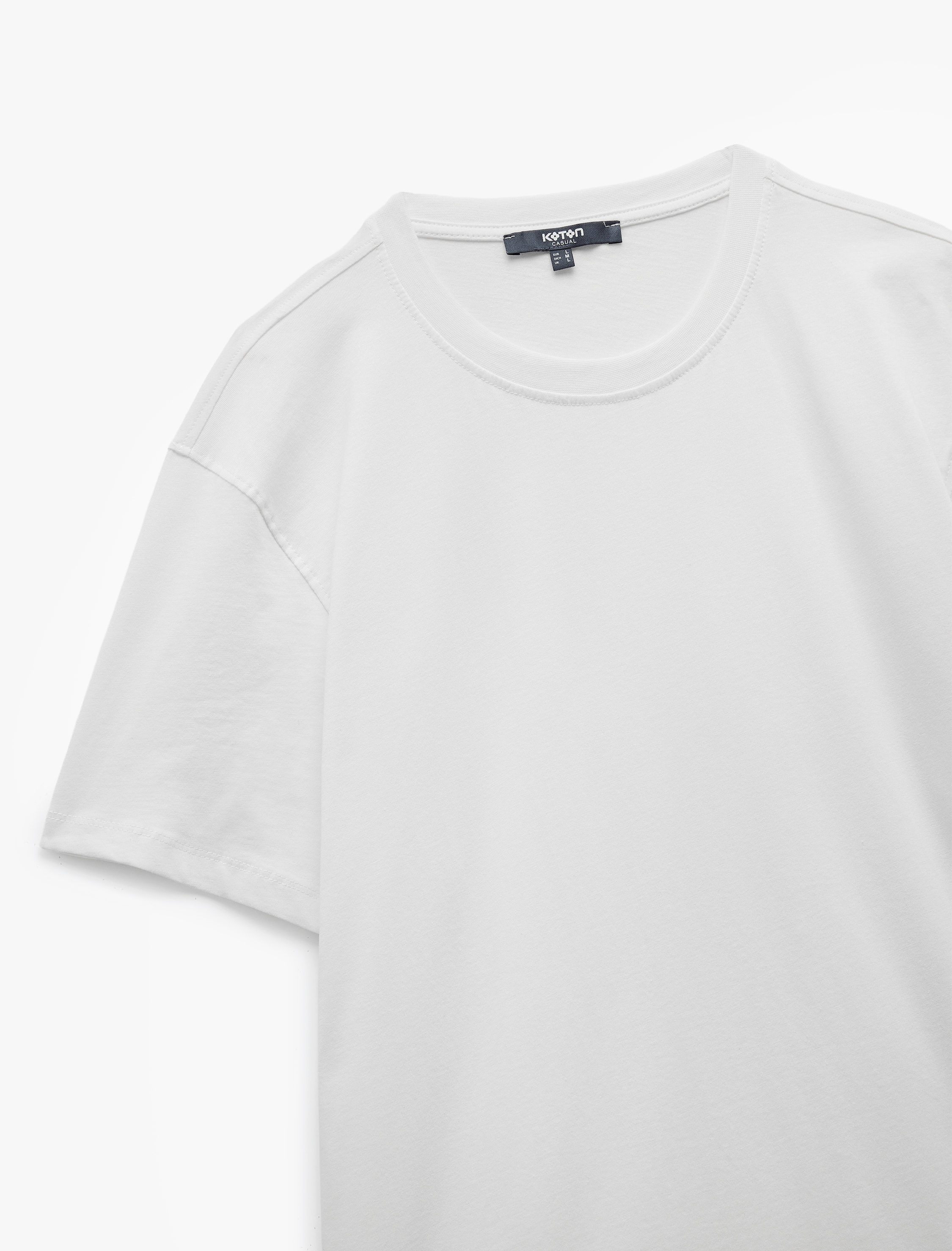 Koton Pamuklu Kısa Kollu Bisiklet Yaka Slim Fit Erkek Basic Tişört görsel 7
