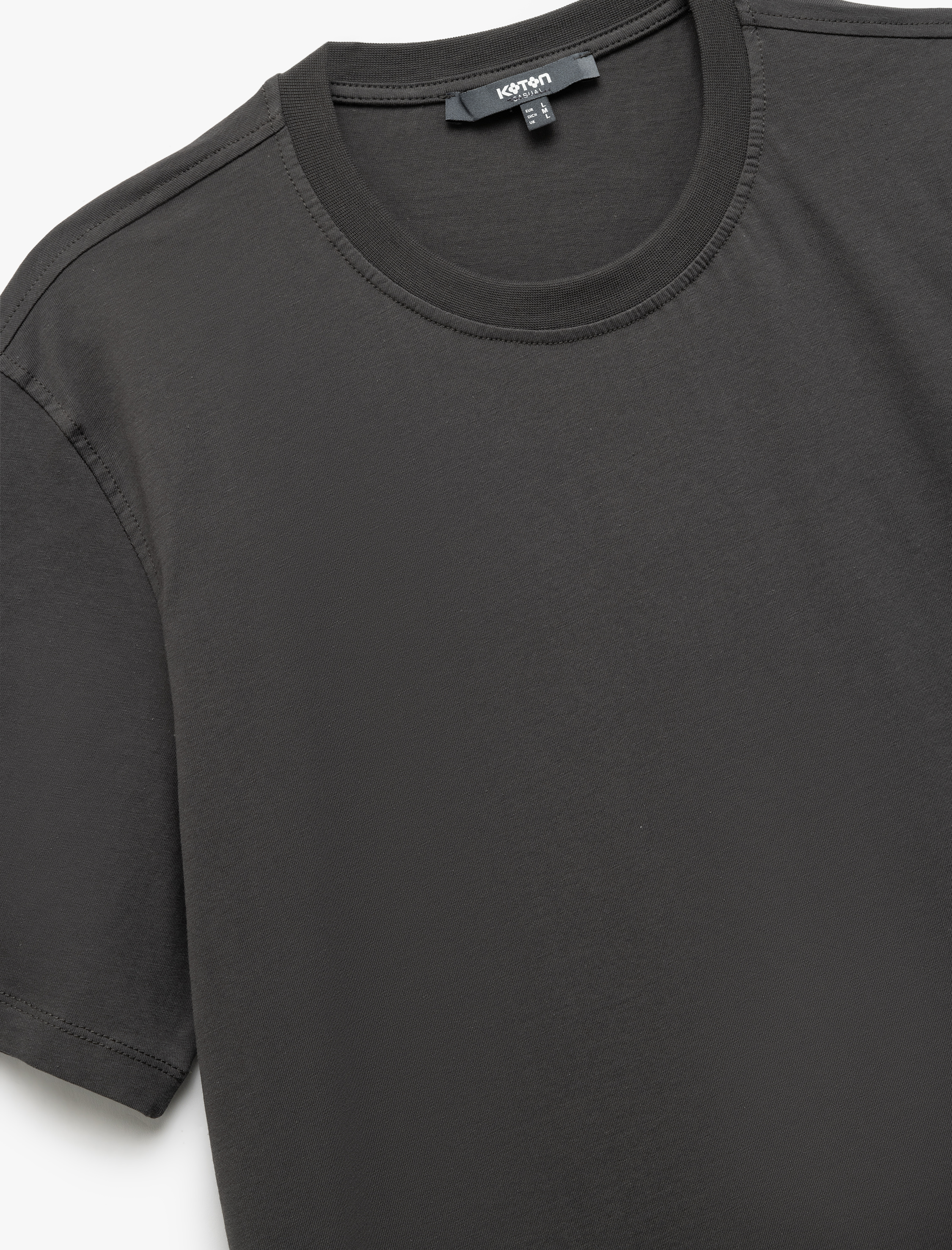 Koton Pamuklu Kısa Kollu Bisiklet Yaka Slim Fit Erkek Basic Tişört görsel 7