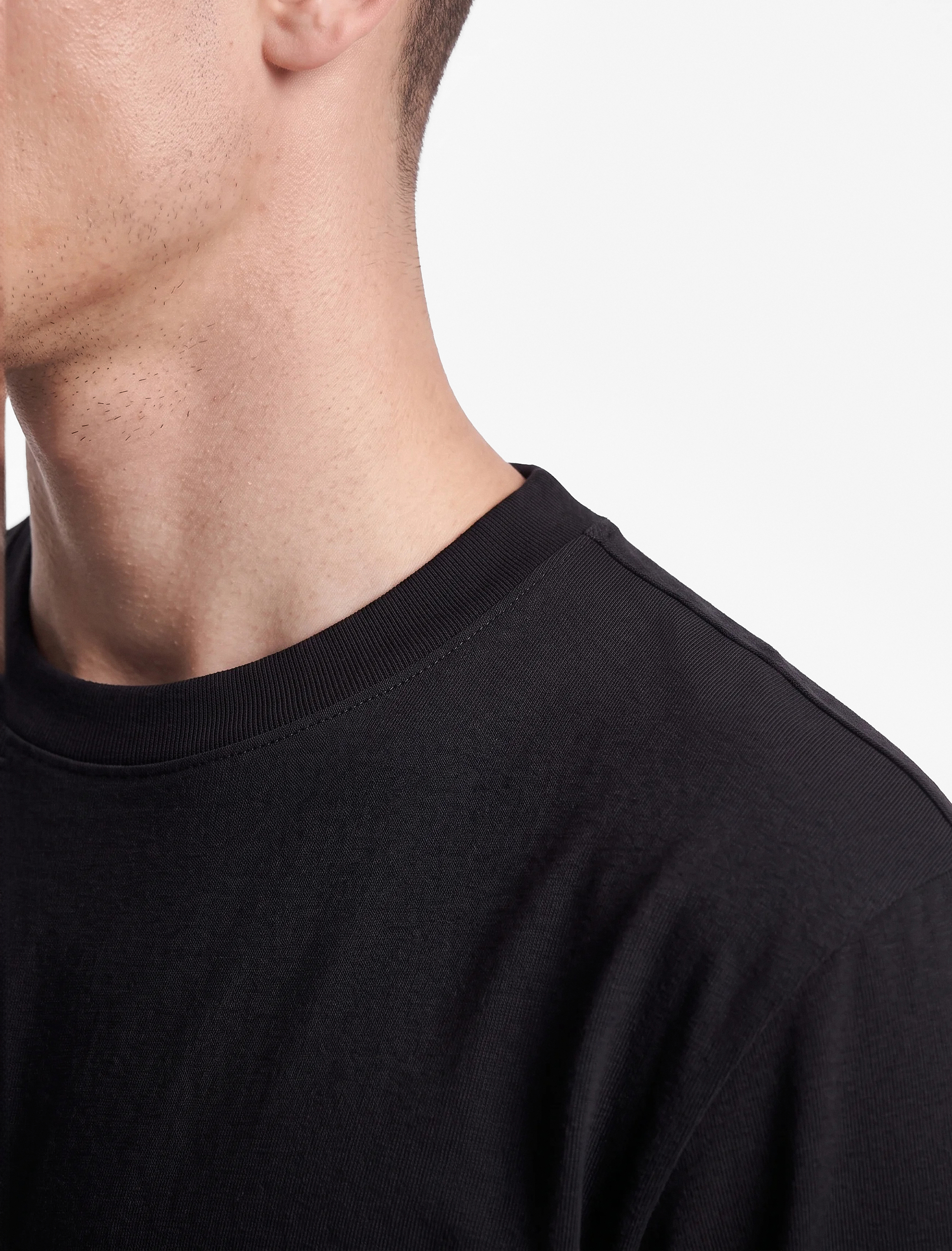 Koton Pamuklu Kısa Kollu Regular Fit Bisiklet Yaka Basic Tişört görsel 4
