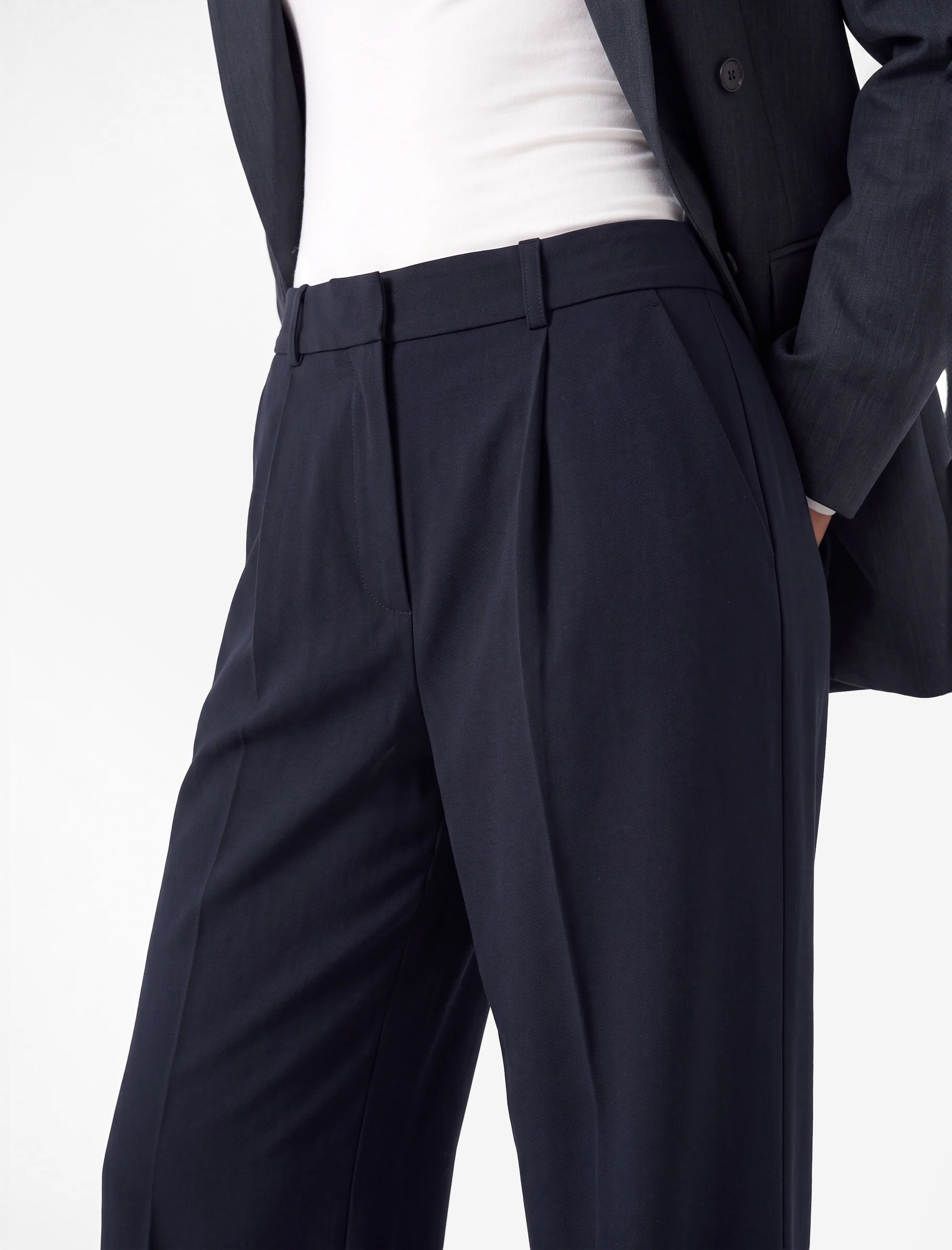 Koton Viskon Karışımlı Normal Bel Cepli Straight Fit Pantolon görsel 4