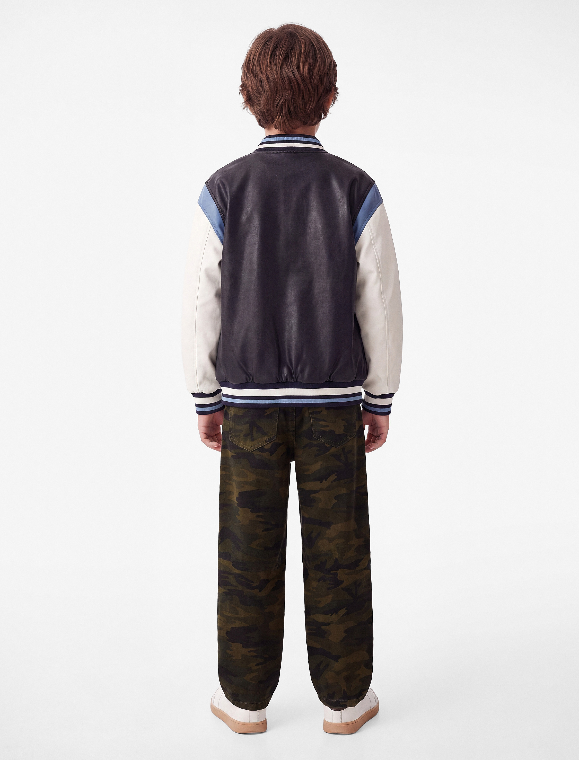  Erkek Çocuk Kamuflaj Desenli Cepli Pamuklu Gabardin Baggy Pantolon