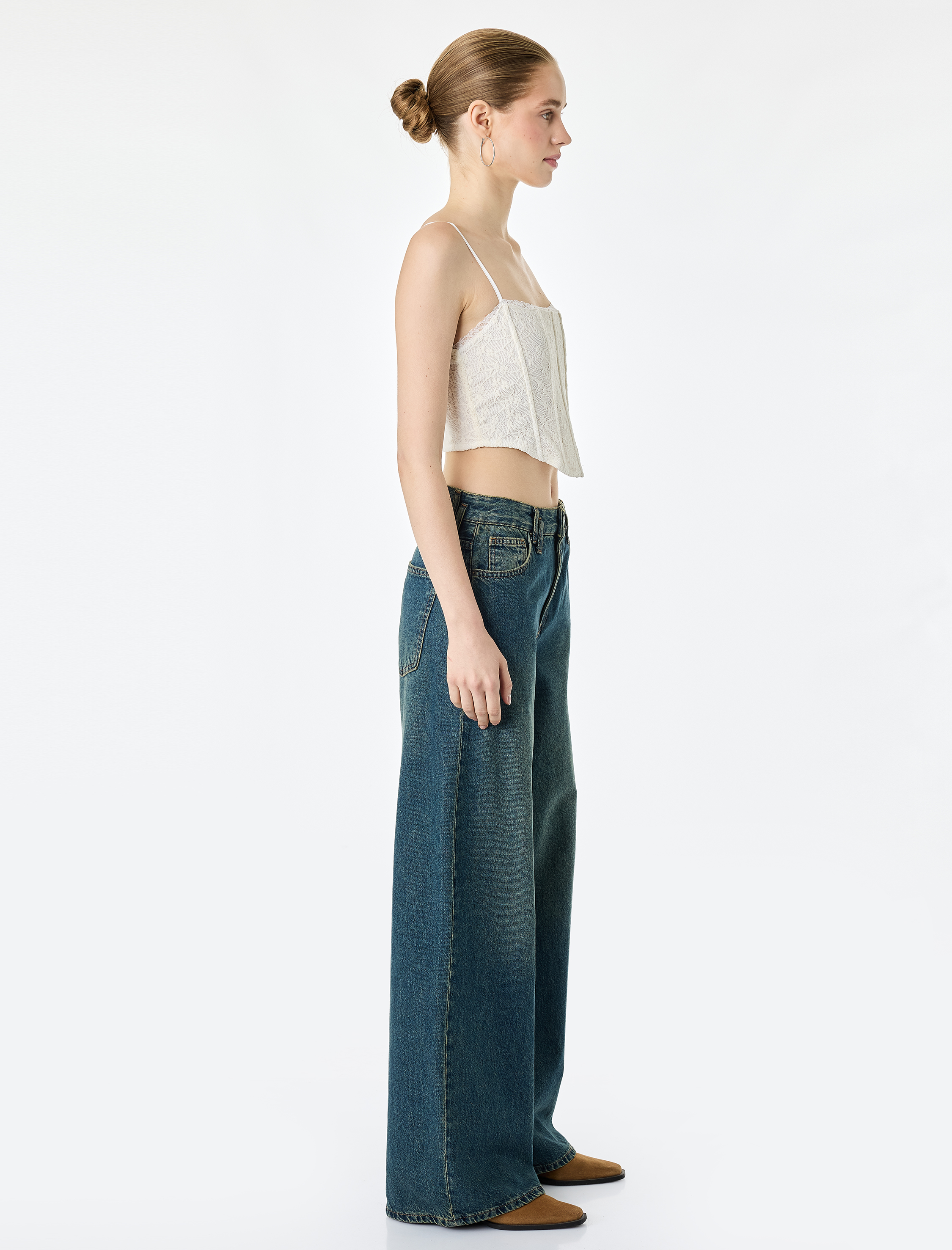 Koton Slim Fit İp Askılı Crop Dantel Korse Bluz görsel 3