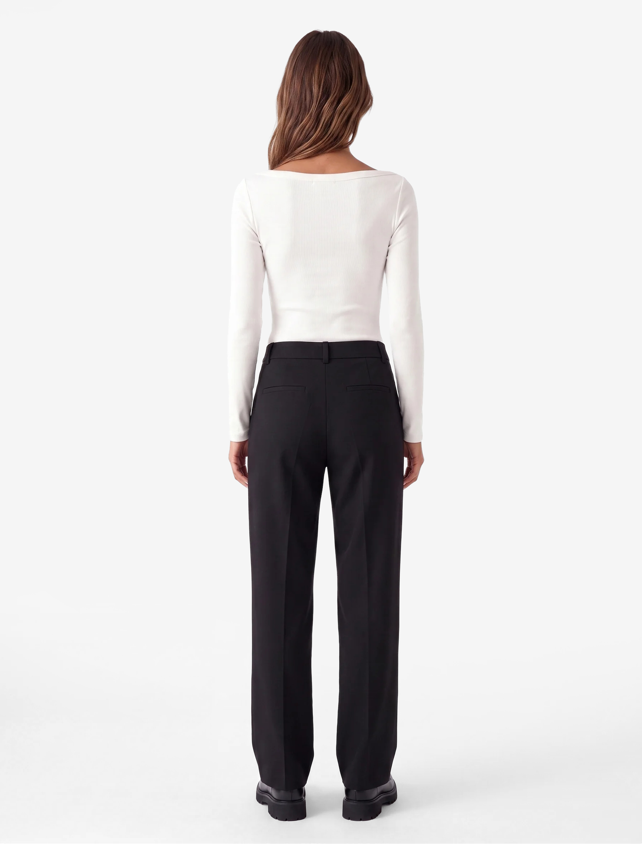 Koton Slim Fit Pamuklu Kayık Yaka Uzun Kollu Basic Tişört görsel 3