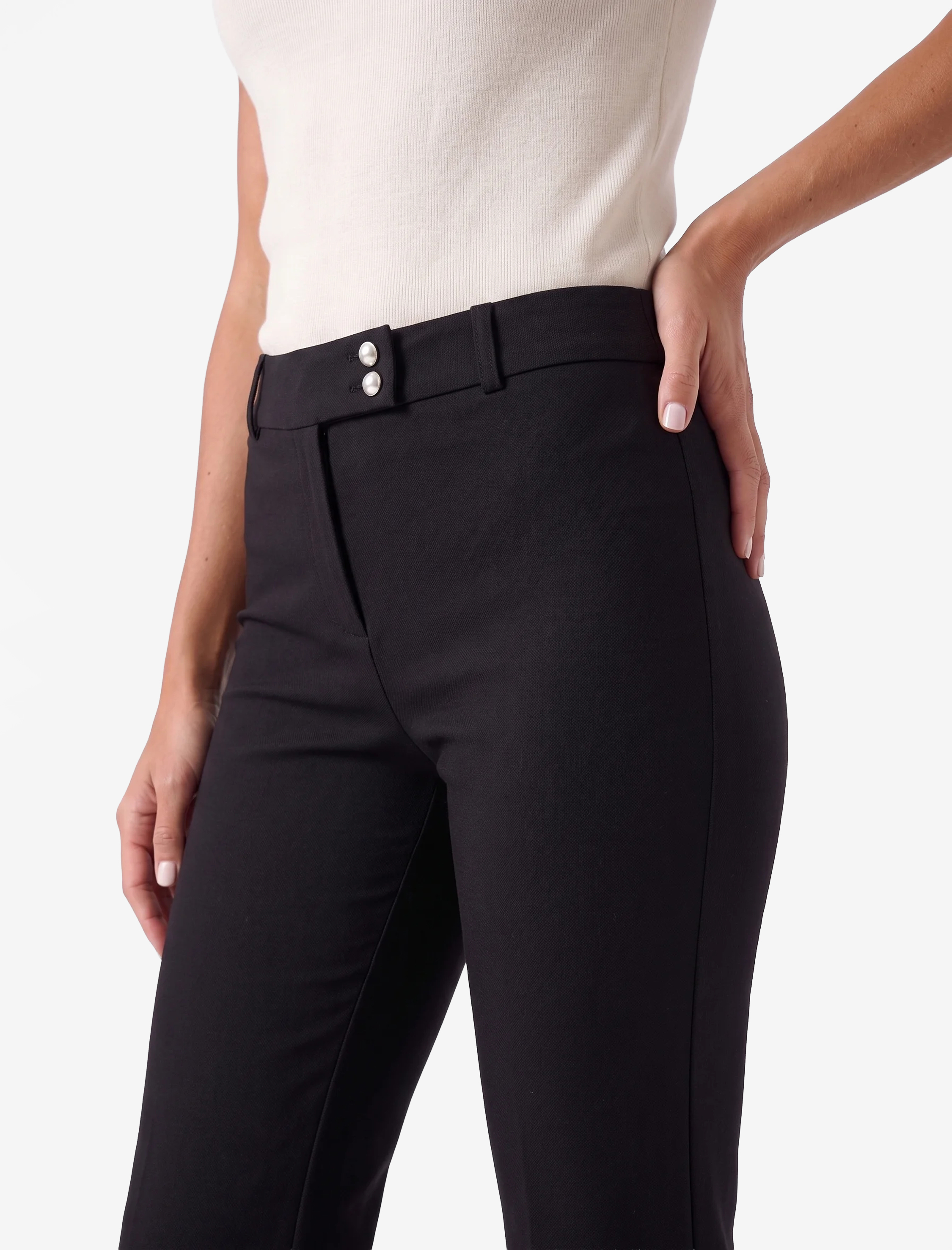 Koton X Melis Ağazat - Slim Fit Viskon Bengalin İspanyol Paça Pantolon görsel 4