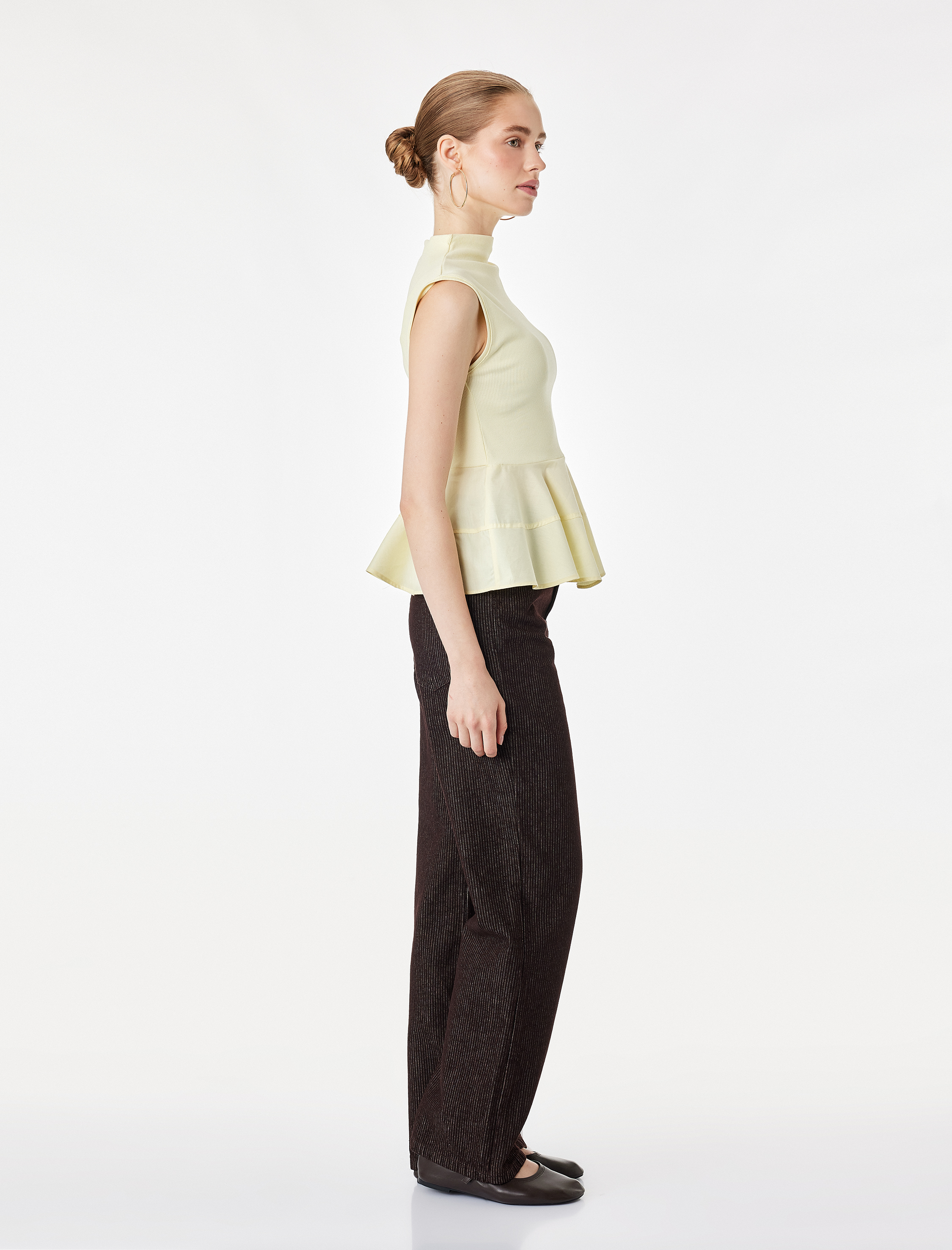 Koton Pamuklu Slim Fit Kolsuz Dik Yaka Kaşkorse Peplum Bluz görsel 3