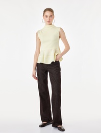 Pamuklu Slim Fit Kolsuz Dik Yaka Kaşkorse Peplum Bluz