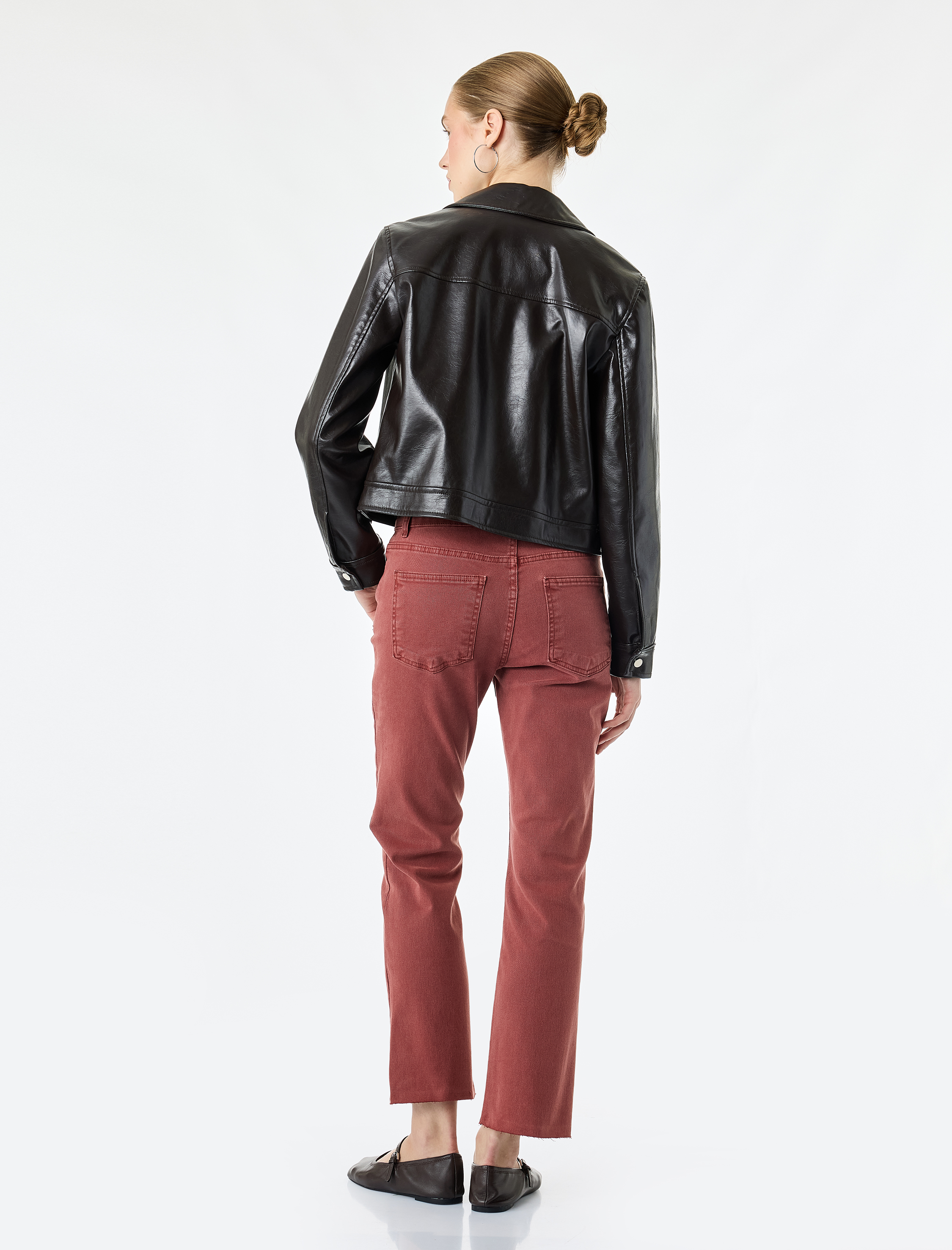 Koton Pamuklu Dar Kalıp Düğmeli Cepli İspanyol Paça Crop Jean Pantolon - Kick Flare Jeans görsel 3