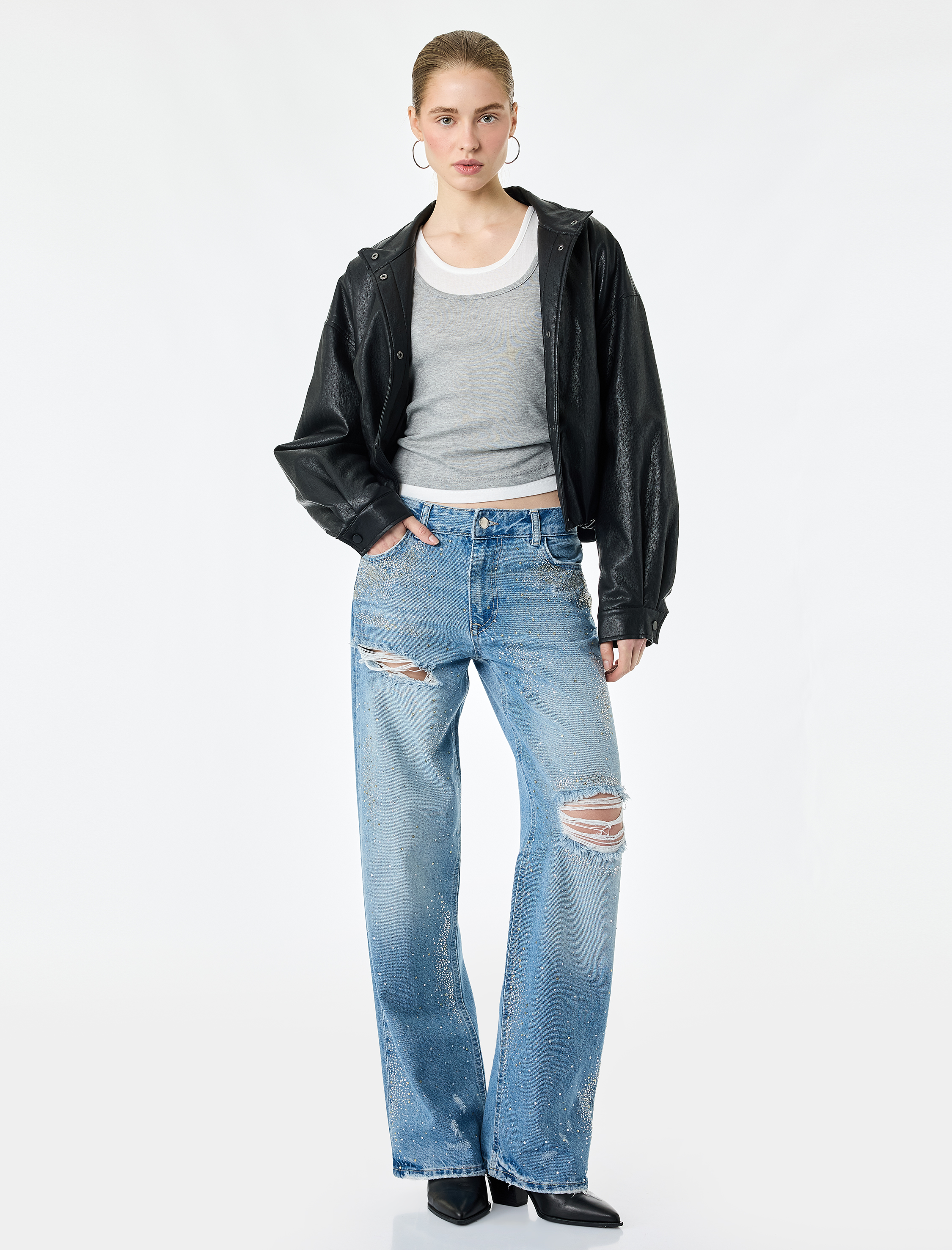 Koton Taşlı Yıpratma Detaylı Cepli Düğmeli Düz Paça Denim Pantolon - Longer Straight Fit Jeans