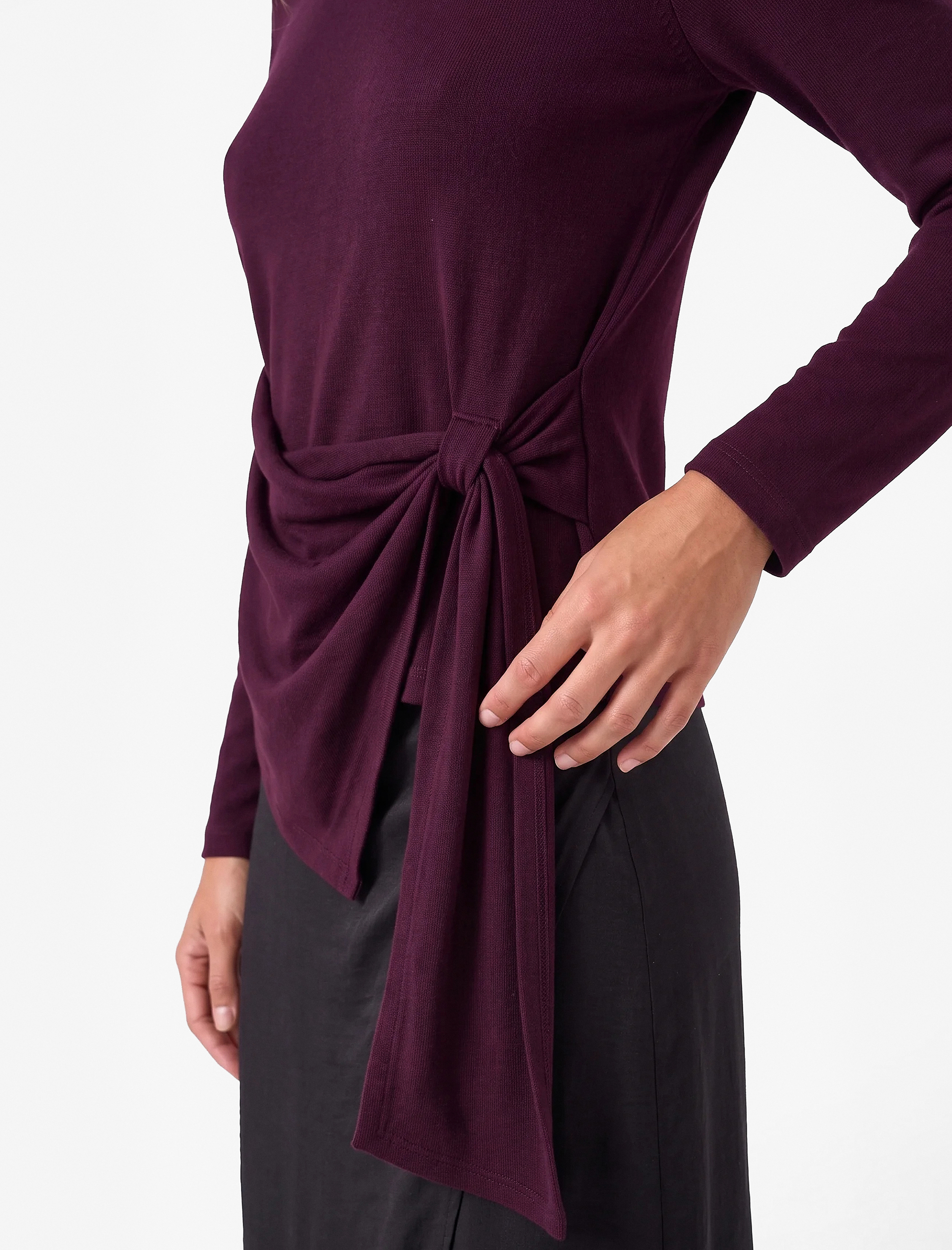   Bisiklet Yaka Uzun Kollu Slim Fit Drapeli Asimetrik Bağlama Detaylı Yumuşak Dokulu Tişört