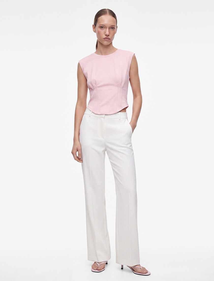 Pembe Korse Detaylı Slim Fit Bisiklet Yaka Kolsuz Crop Tişört