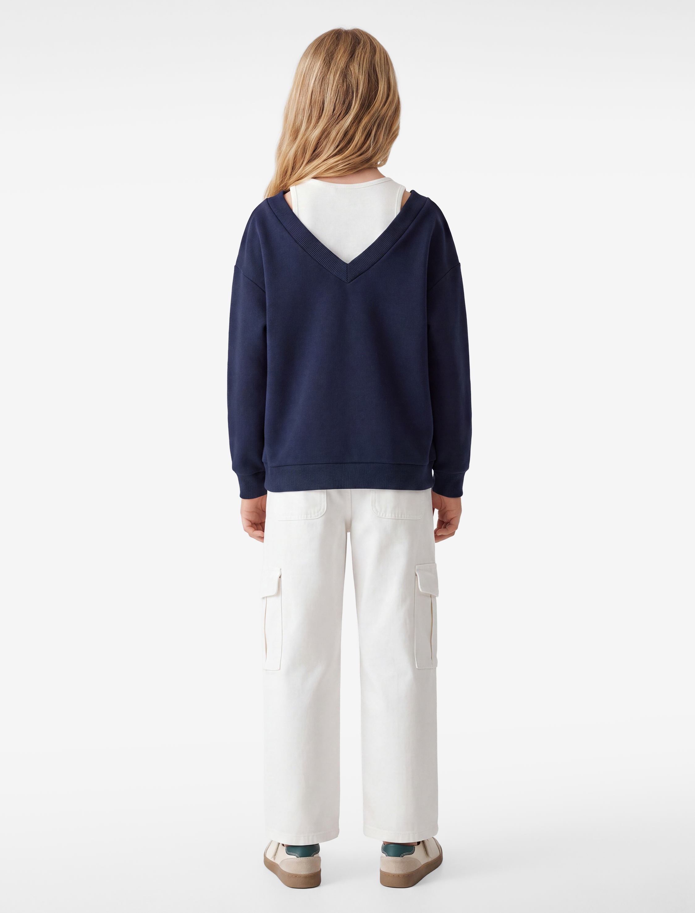  Kız Çocuk Katmanlı V Yaka Uzun Kollu Pamuklu Şardonlu Sweatshirt