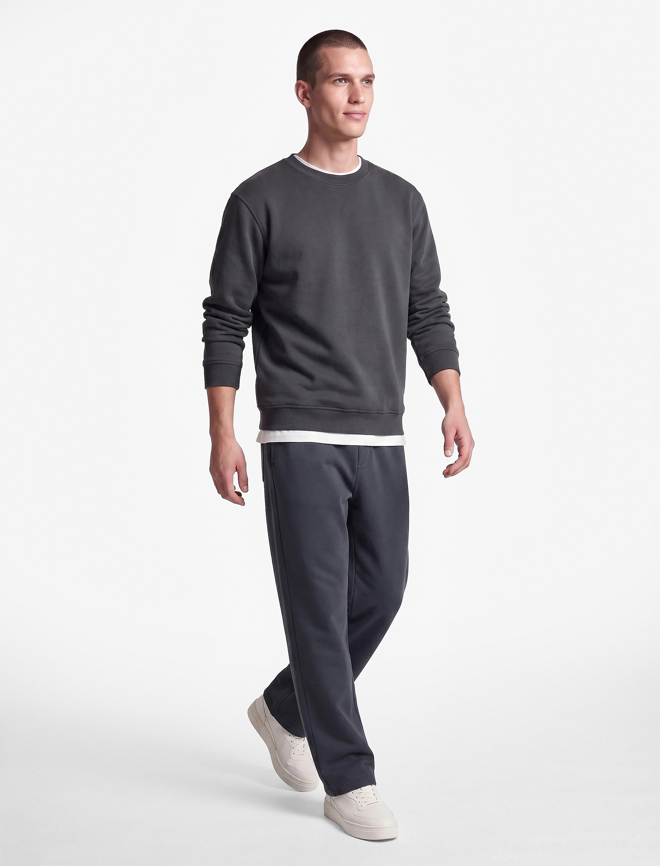 Koton Şardonlu Regular Fit Bisiklet Yaka Uzun Kollu Sweatshirt görsel 3