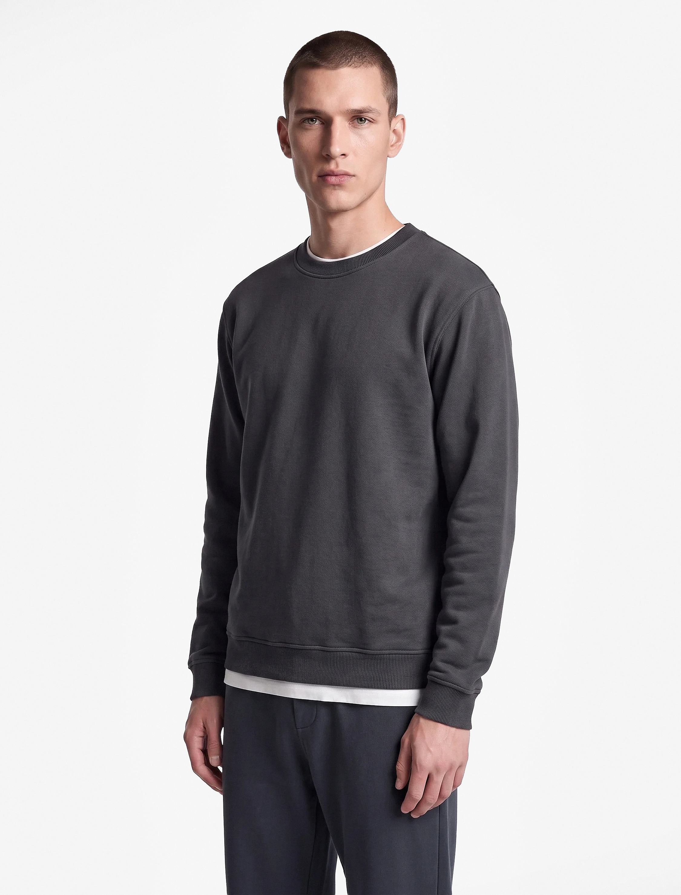 Koton Şardonlu Regular Fit Bisiklet Yaka Uzun Kollu Sweatshirt görsel 2