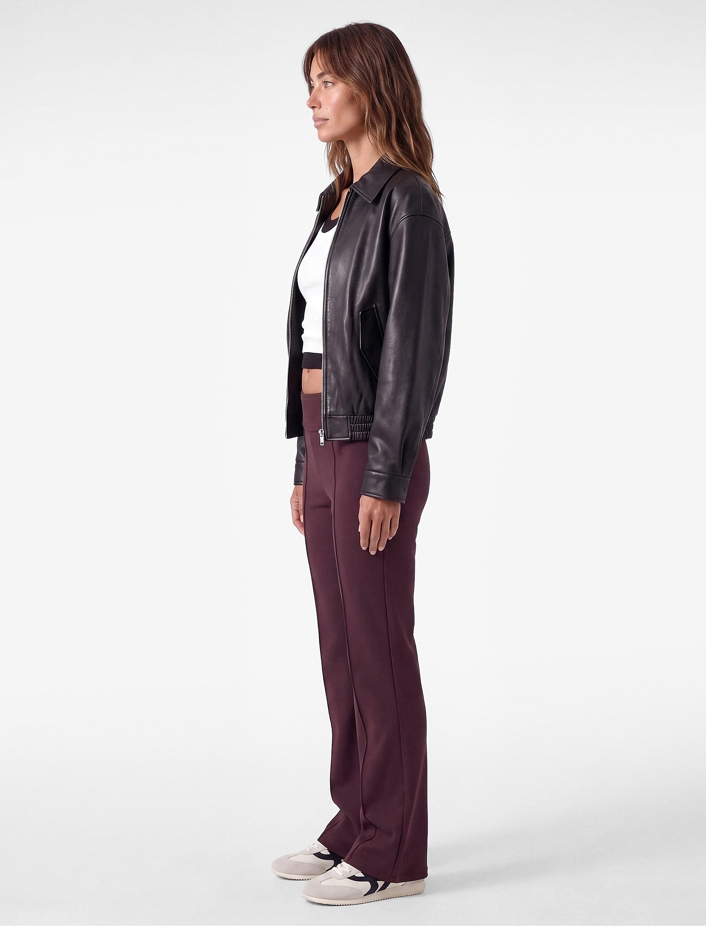 Koton Modal Karışımlı Nervürlü Slim Fit Pantolon görsel 2