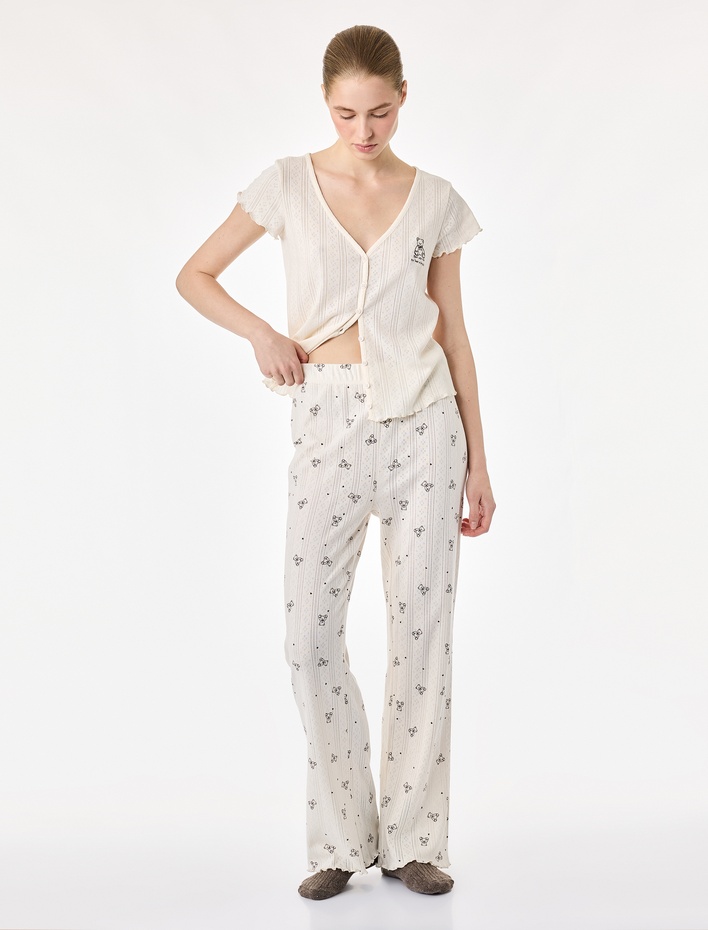  Ayıcık Baskılı Pamuklu Rahat Kalıp V Yaka Kısa Kollu Pijama Takımı