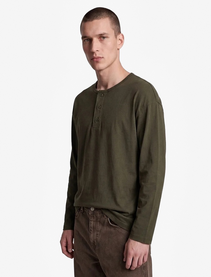  Pamuklu Uzun Kollu Oversize Düğmeli Henley Yaka Sweatshirt