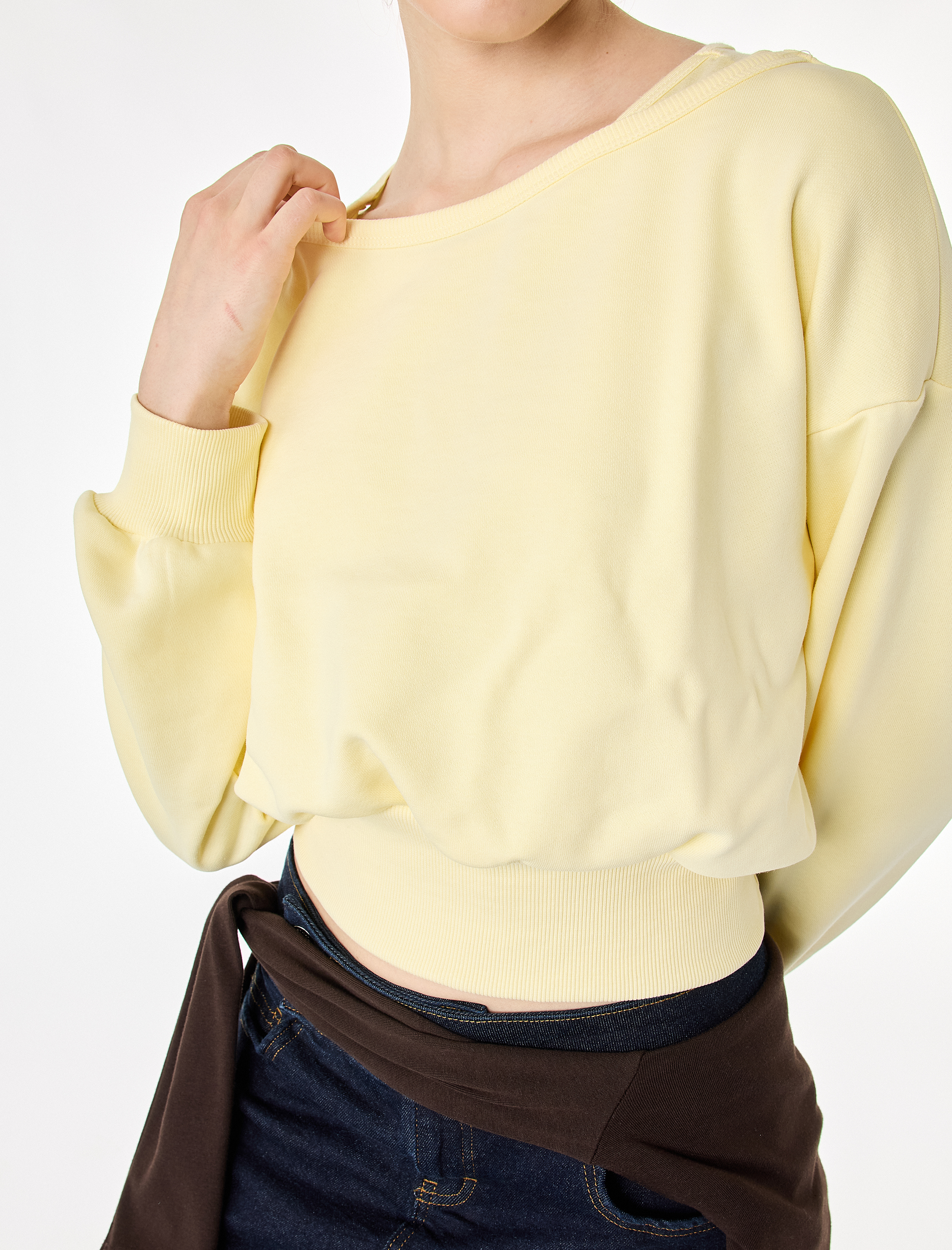   Rahat Kalıp Pamuklu İkili Katmanlı Ribanalı Kayık Yaka Uzun Kollu Sweatshirt