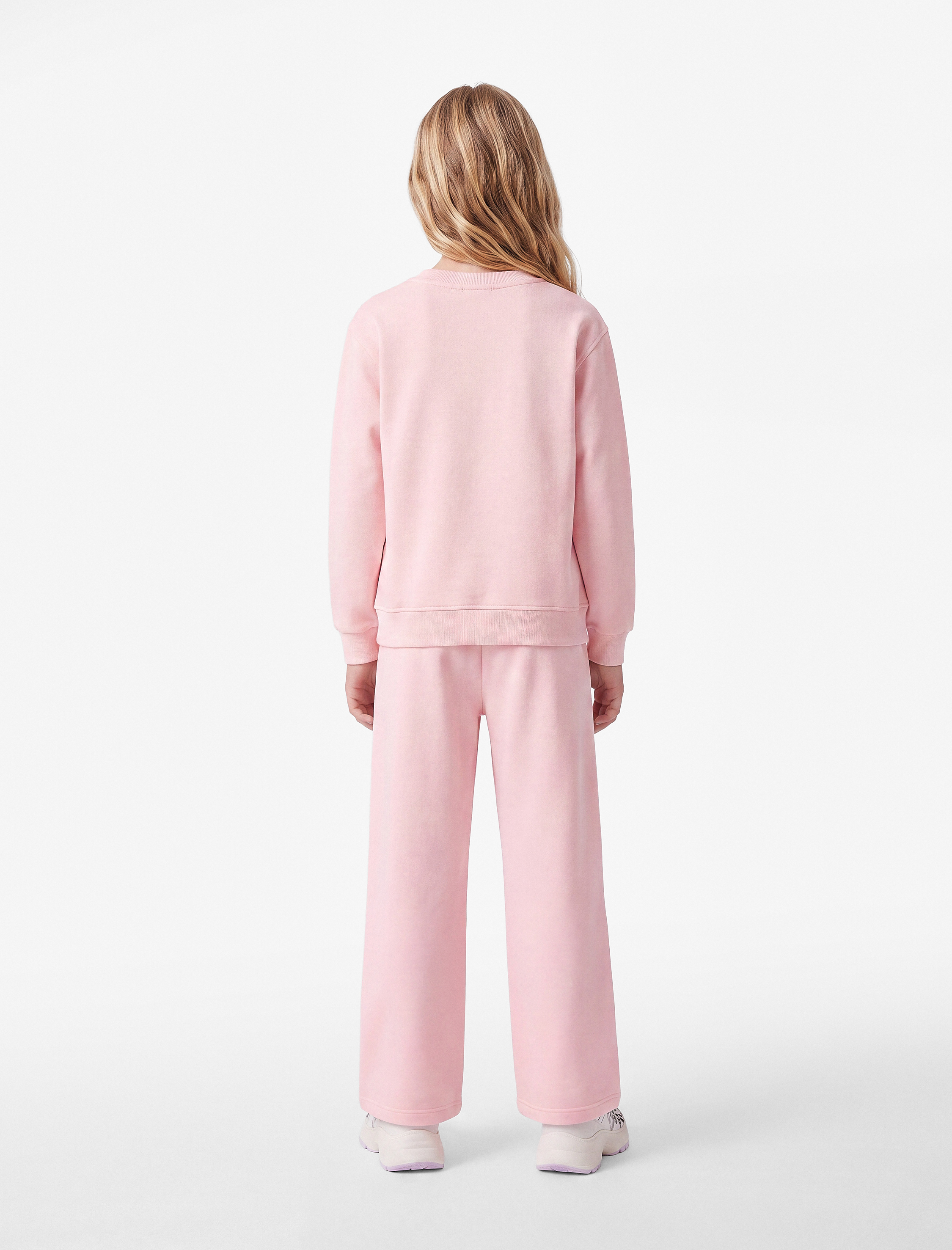 SWEATSHIRTS