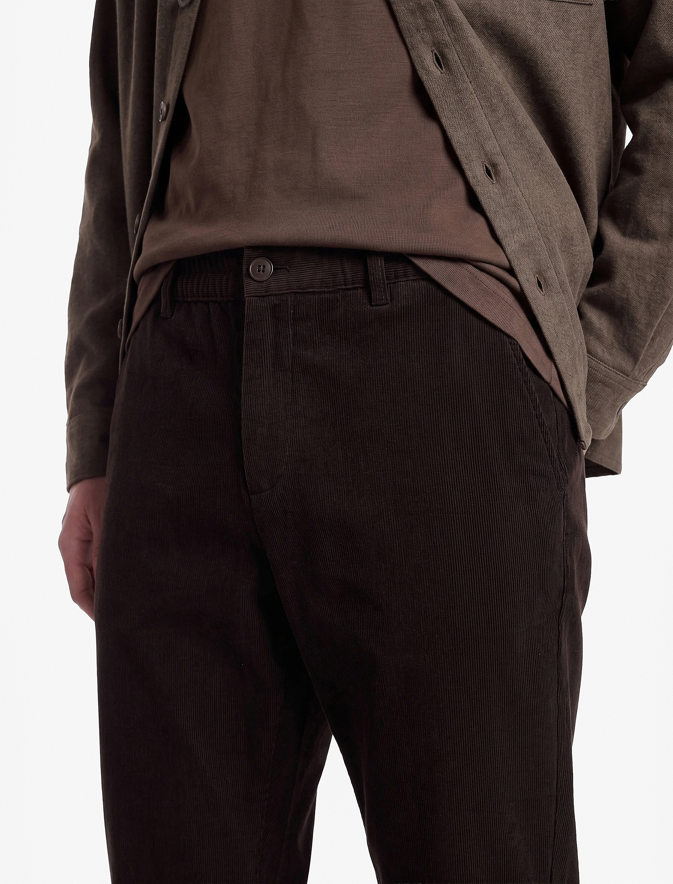   Viskon Karışımlı Cepli Beli Lastikli Düğmeli Slim Fit Pileli Kumaş Pantolon