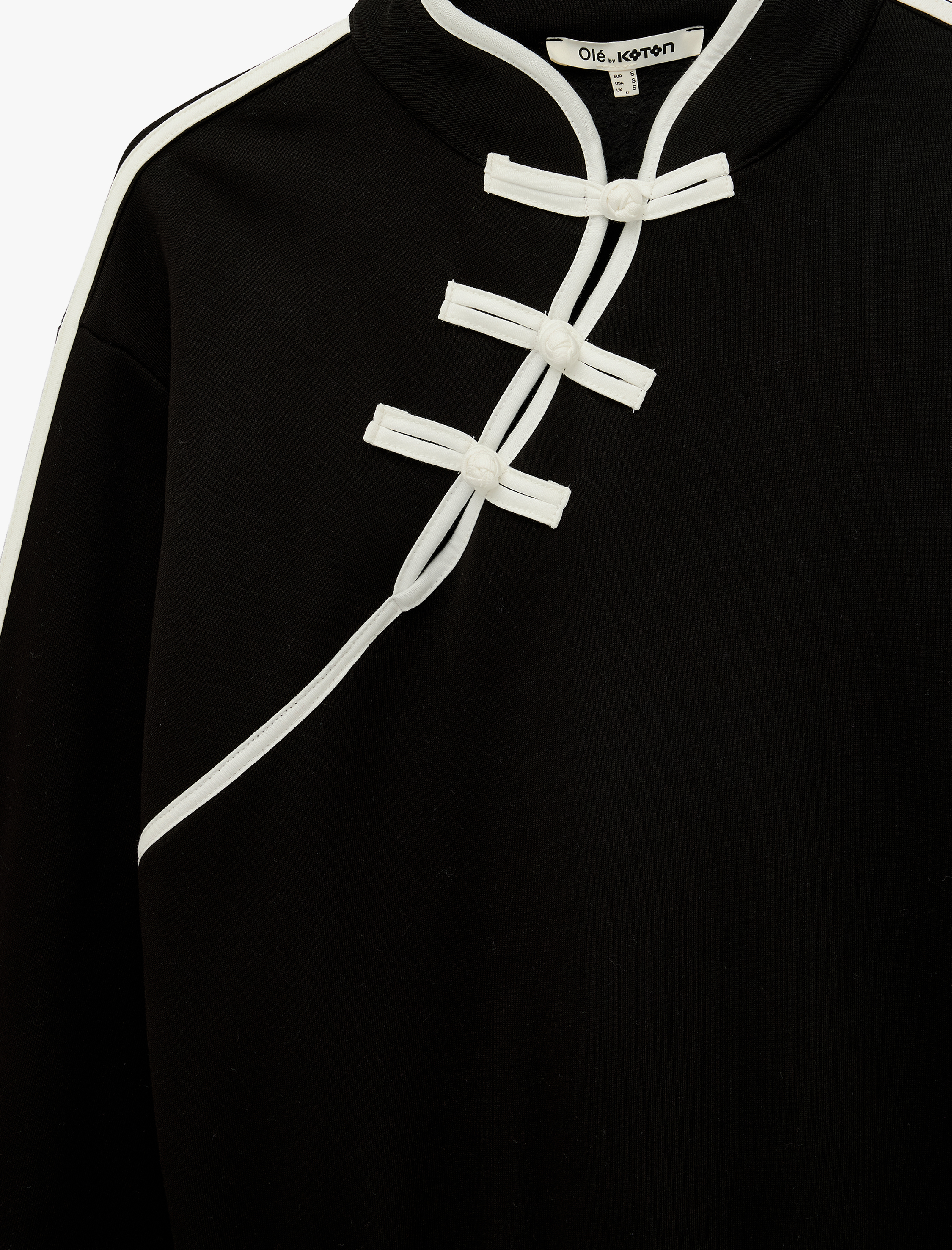   Şardonlu Rahat Kalıp Kurbağa Kapama Detaylı Süslü Düğmeli Mandarin Yaka Sweatshirt