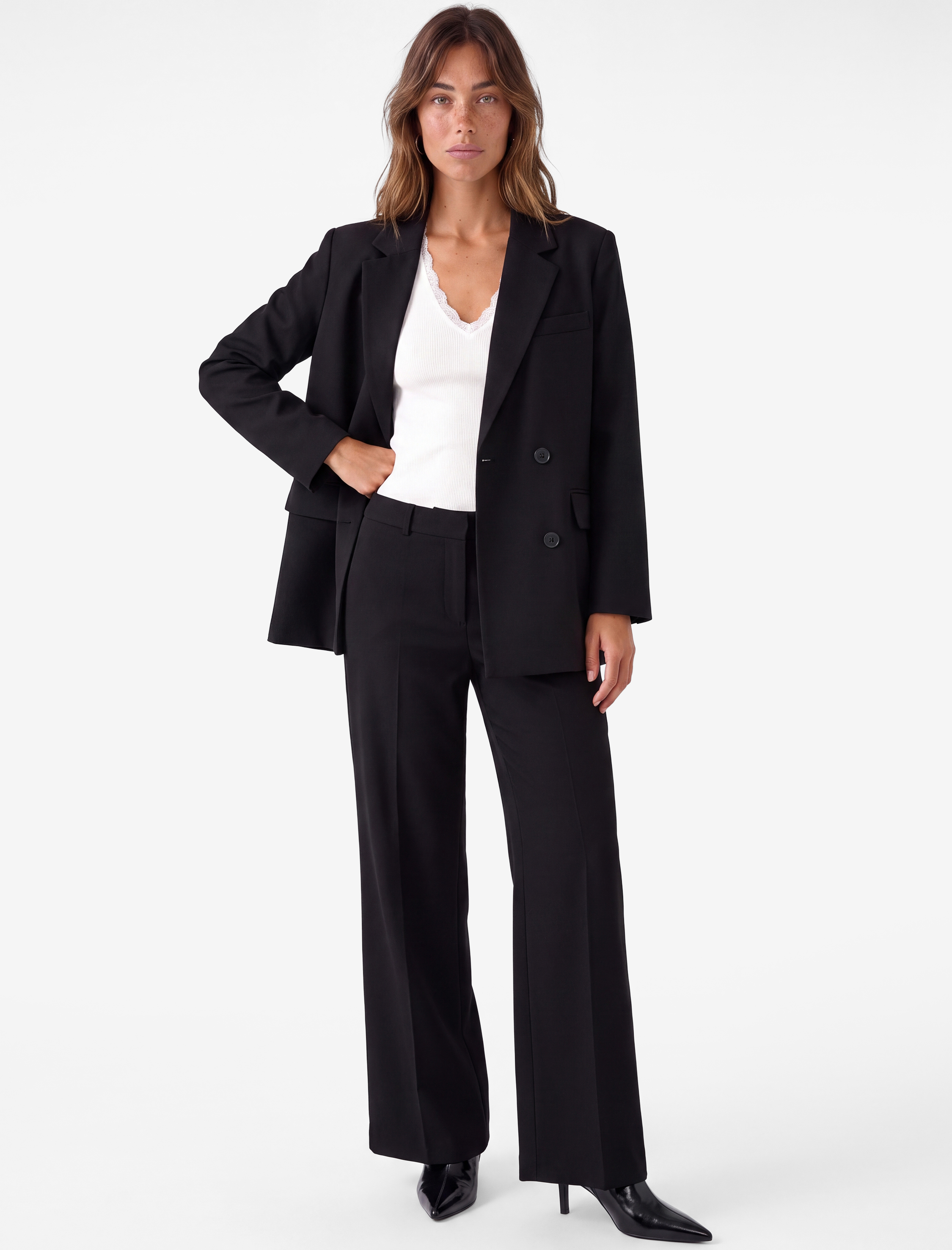 Koton Uzun Kollu Cepli Viskon Karışımlı Düğmeli Oversize Kruvaze Yaka Blazer Ceket