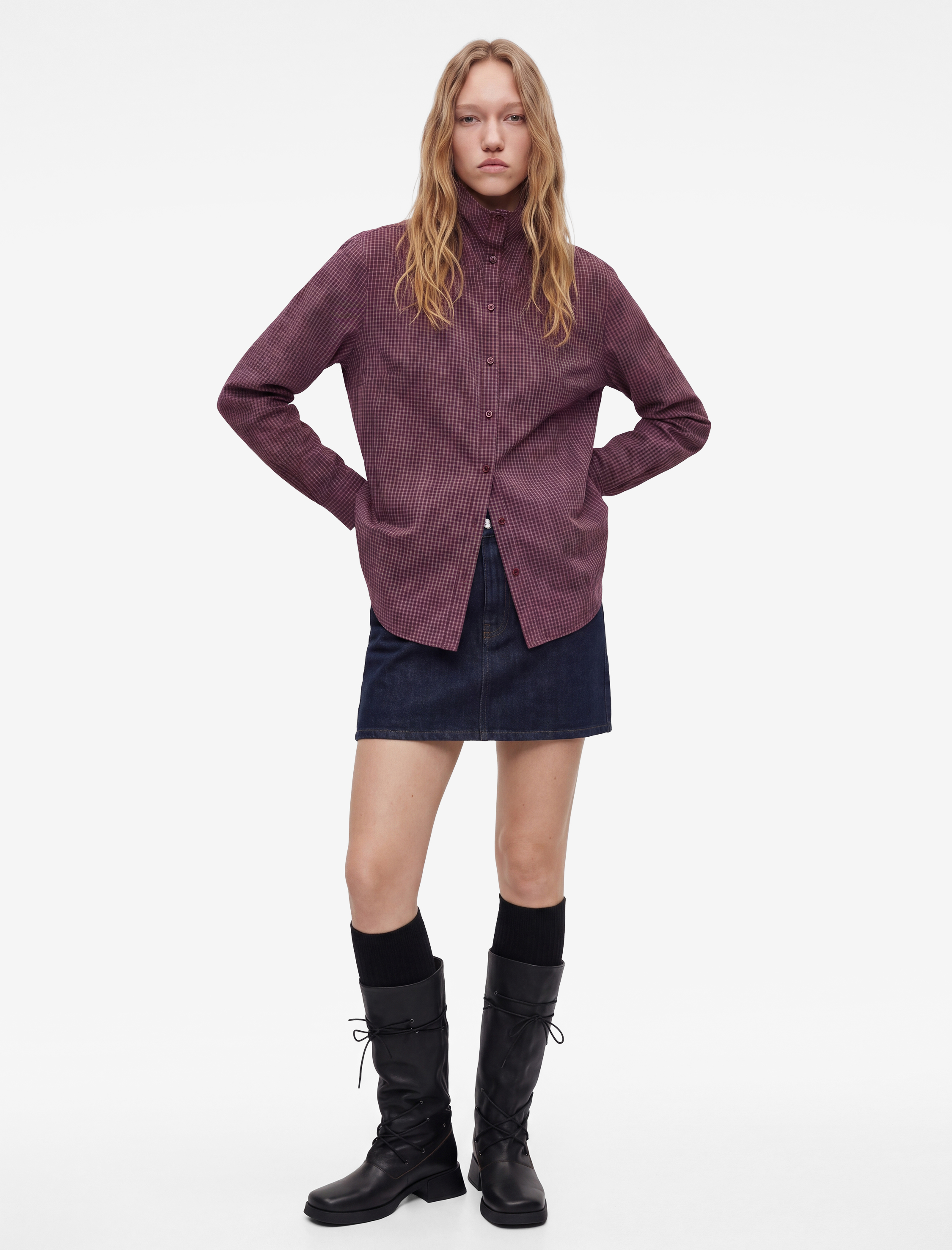   Slim Fit Uzun Kollu Düğmeli Katlanabilir Dik Yaka Gömlek