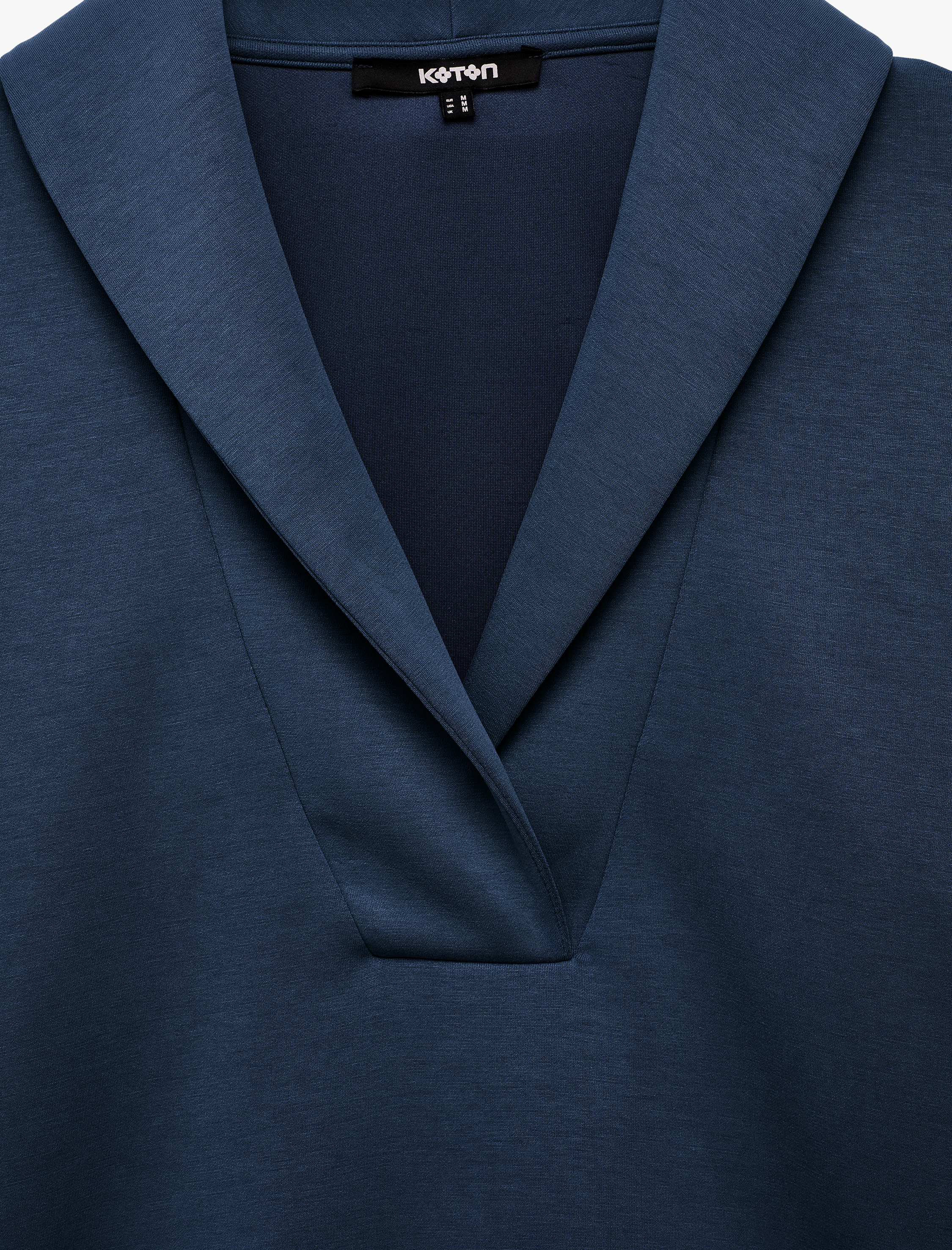   Modal Kumaş Regular Fit V Yaka Uzun Kollu Sweatshirt