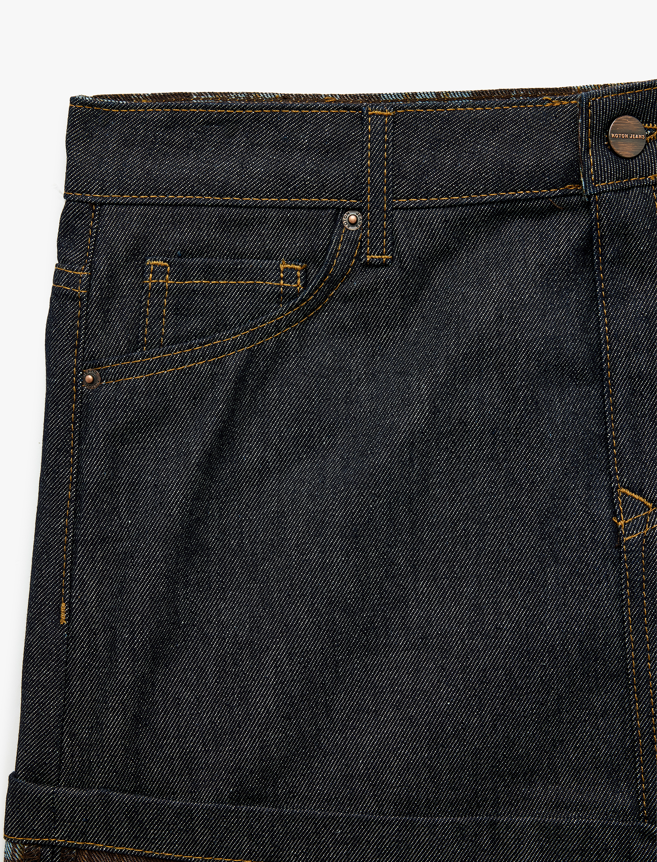   Normal Bel Düğmeli Cepli Pamuklu Ekose Kat Detaylı Mini Denim Etek