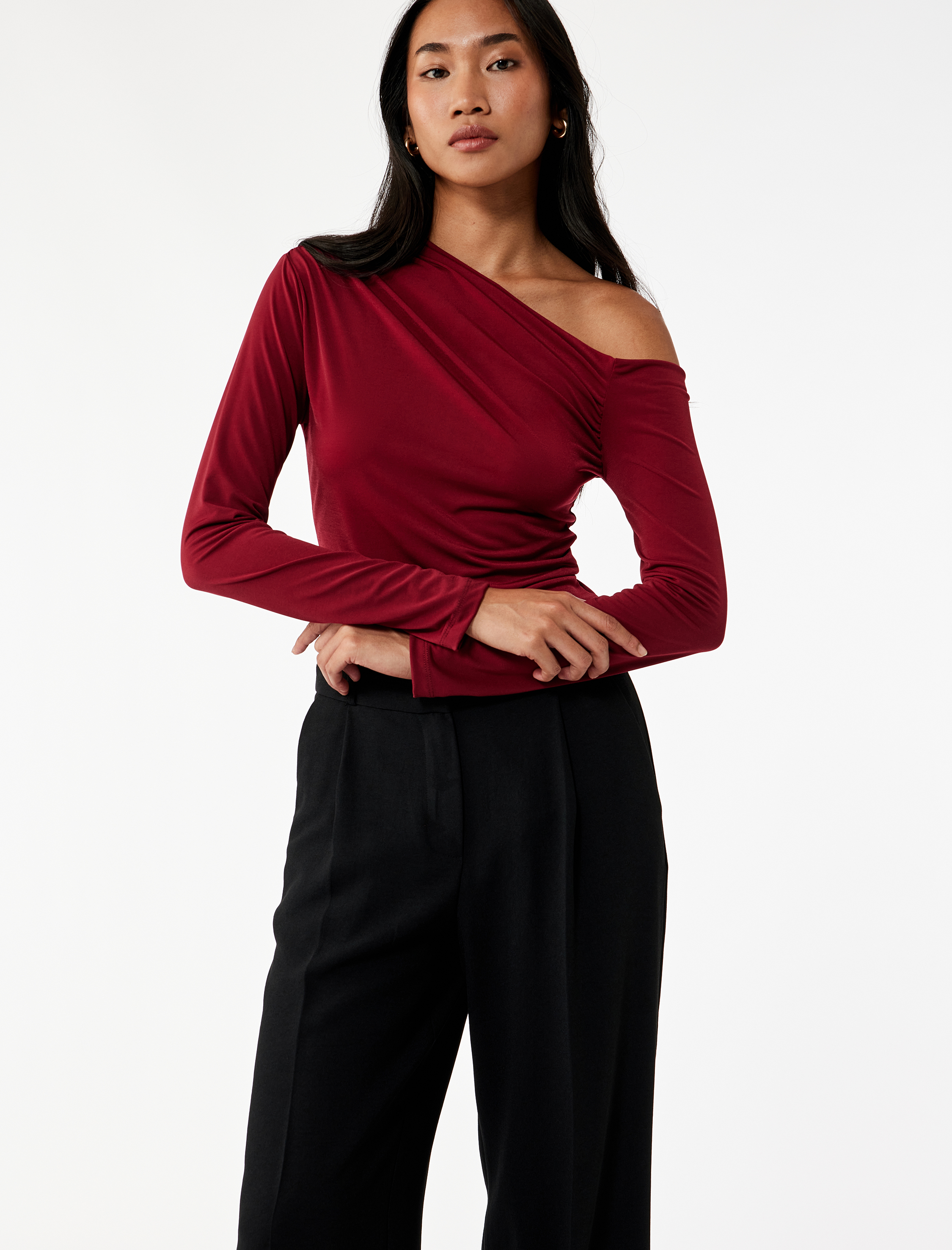 Koton Slim Fit Drape Detaylı Uzun Kollu Asimetrik Tek Omuz Tişört
