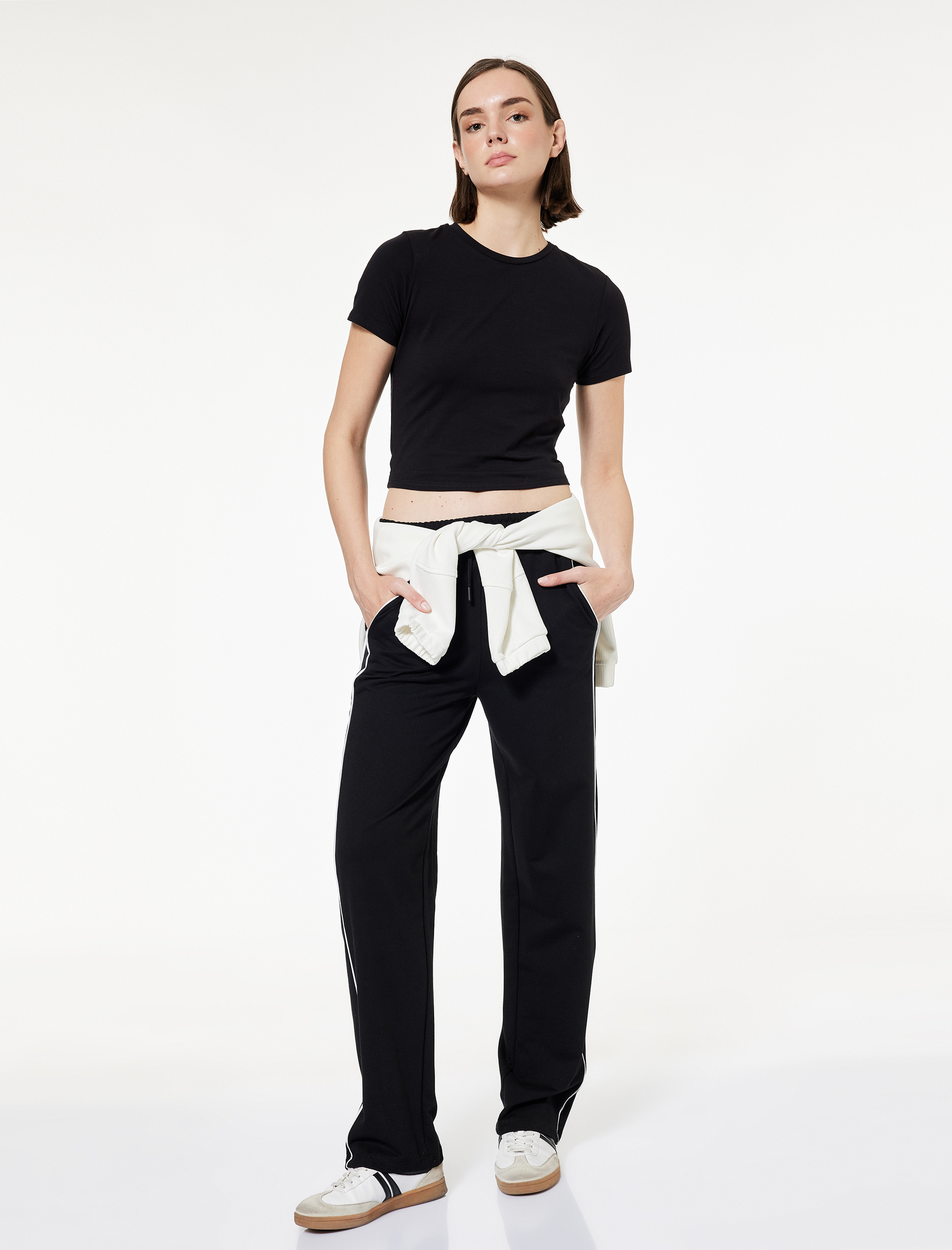   Slim Fit Kısa Kollu Bisiklet Yaka Spor Tişört