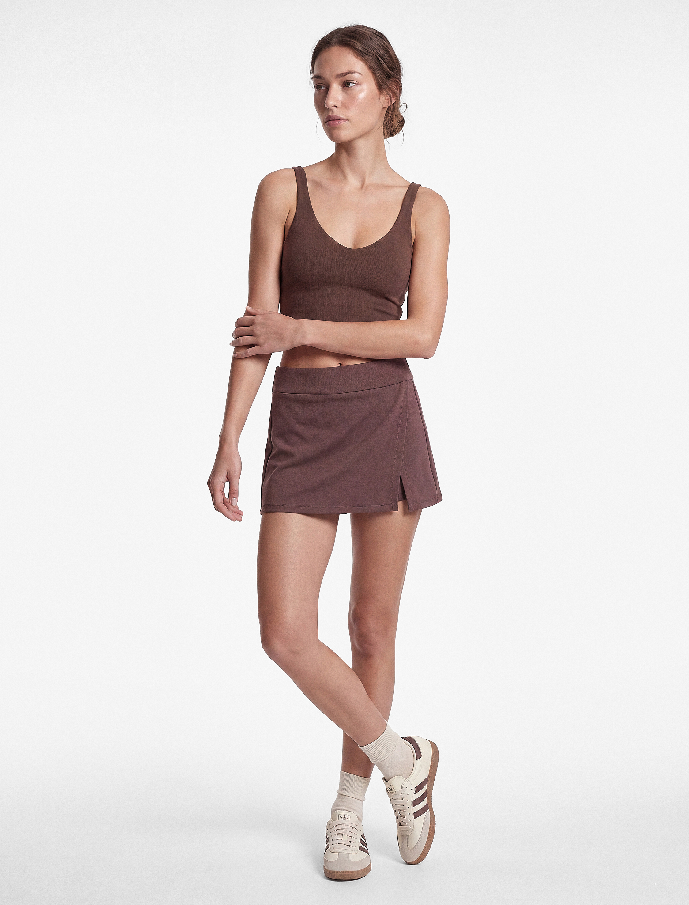 Koton Yırtmaç Detaylı Slim Fit Mini Spor Şort Etek
